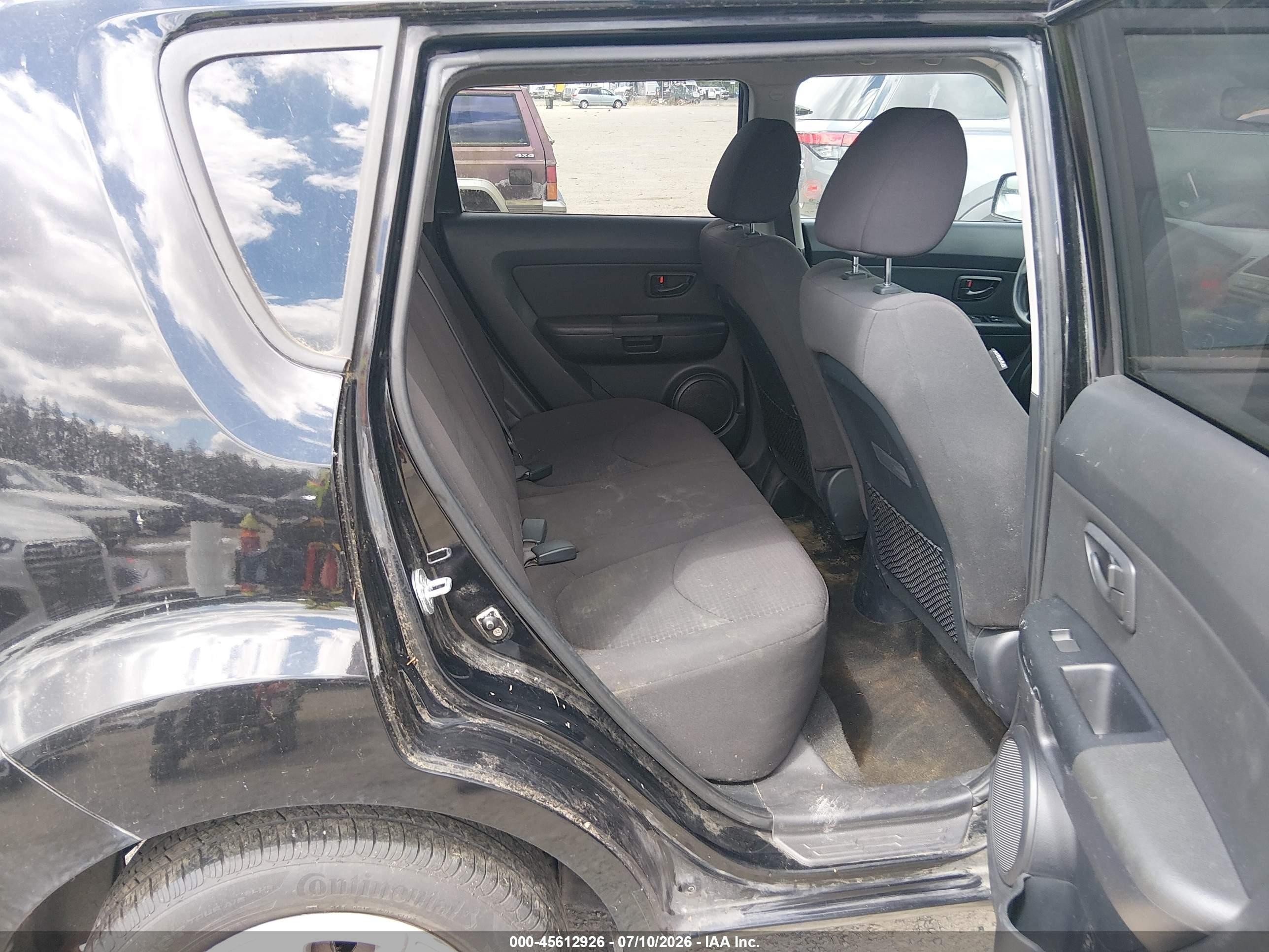 2013 Kia Soul   Black vin: KNDJT2A55D7495083