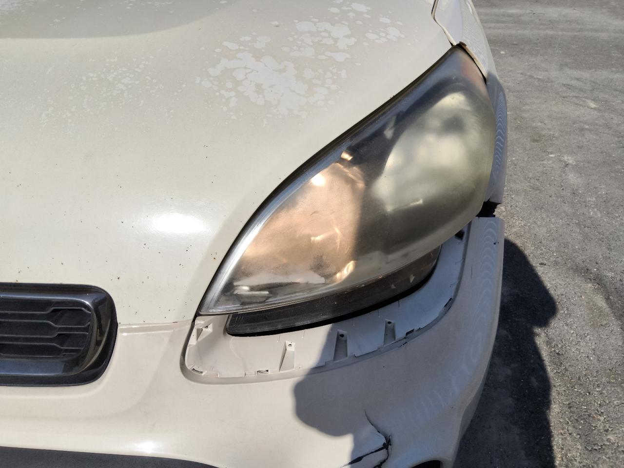 2013 Kia Soul Base White vin: KNDJT2A55D7509323 Damage: Left Head Lamp, Faded, Repair Required