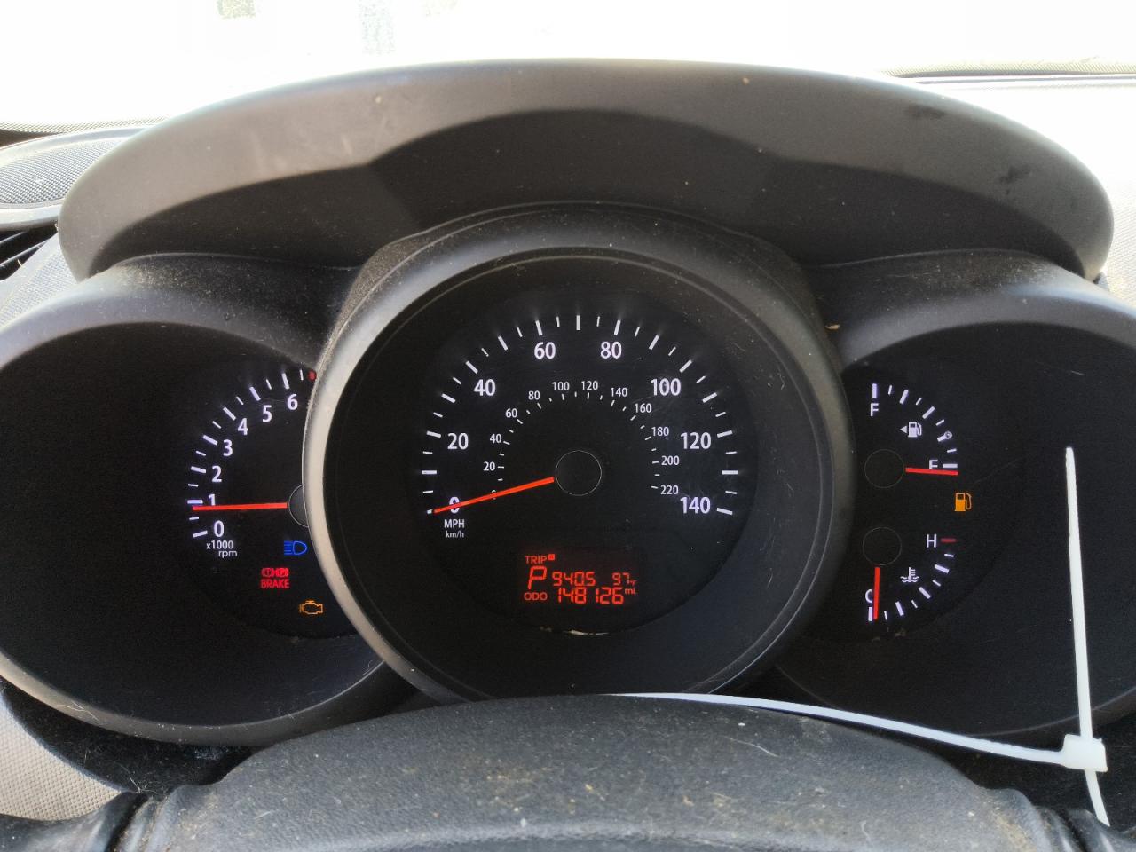 2013 Kia Soul Base White vin: KNDJT2A55D7509323 Damage: Warning Light - Engine, On, Unacceptable
