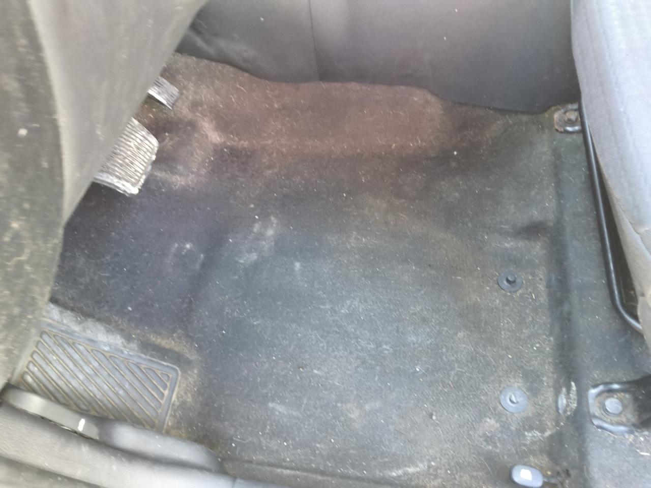 2013 Kia Soul Base White vin: KNDJT2A55D7509323 Damage: Left Front Carpet, Stained, Permanent