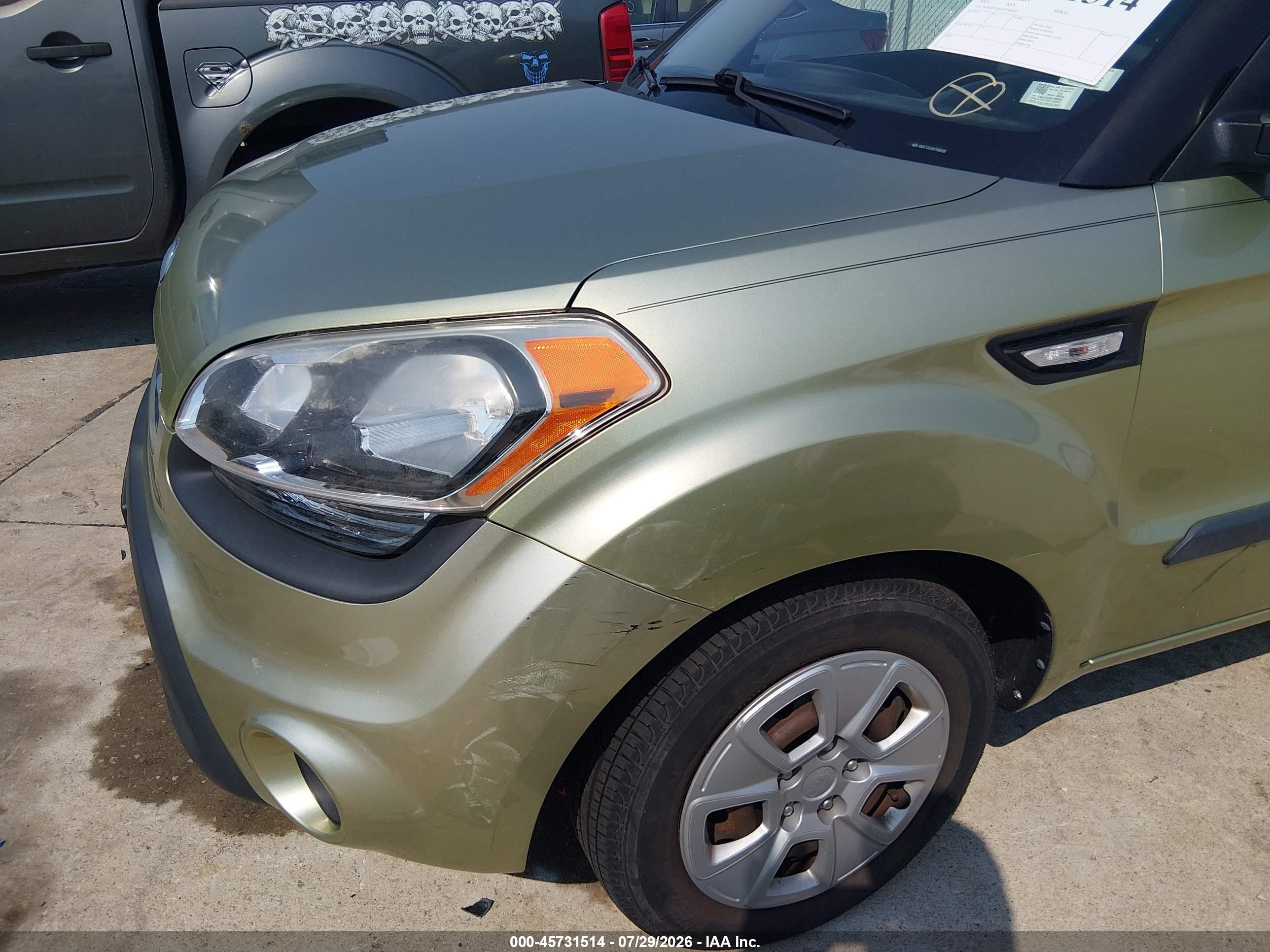 2013 Kia Soul   Green vin: KNDJT2A55D7588038