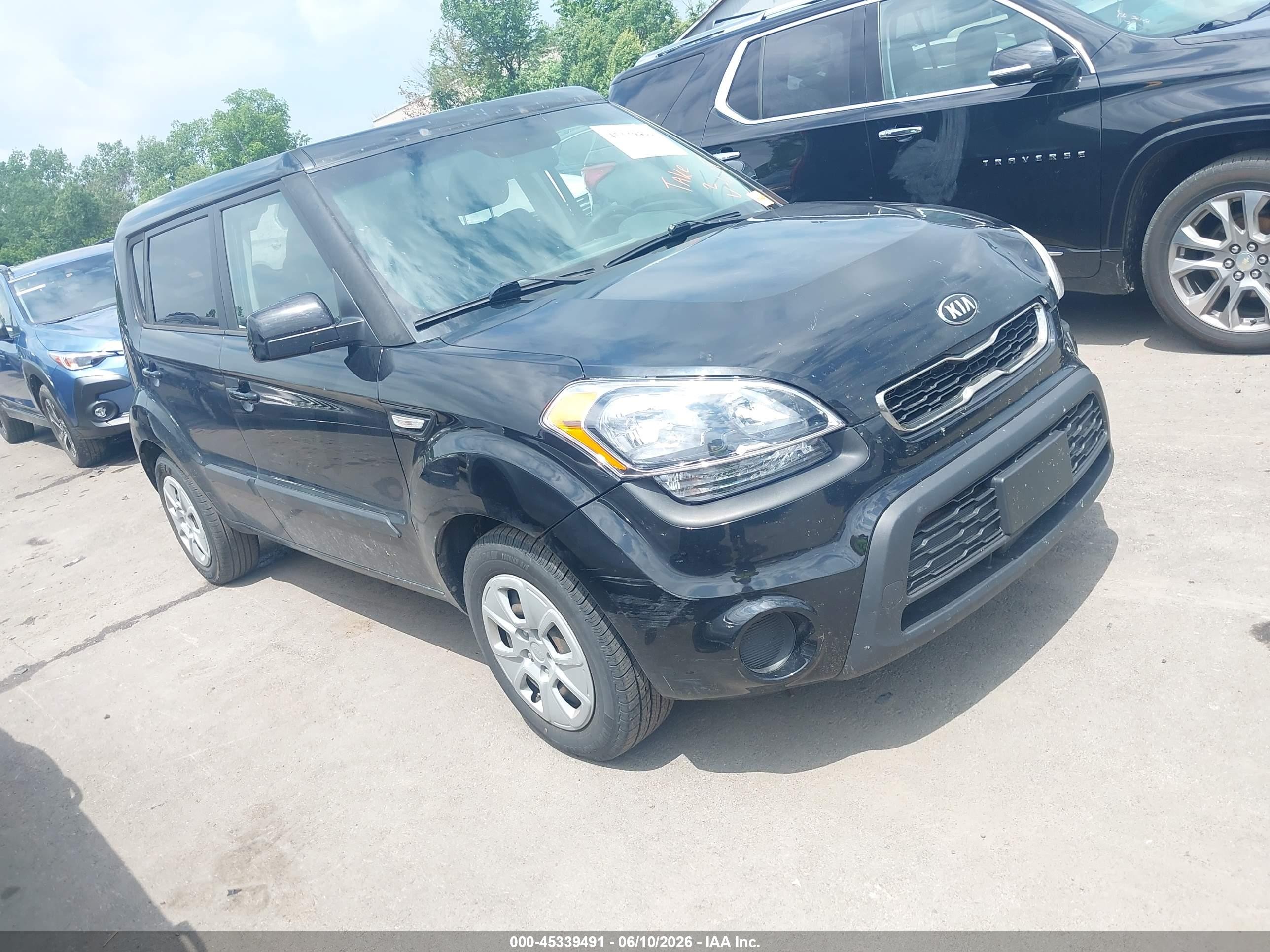 2013 Kia Soul   Black vin: KNDJT2A55D7613293