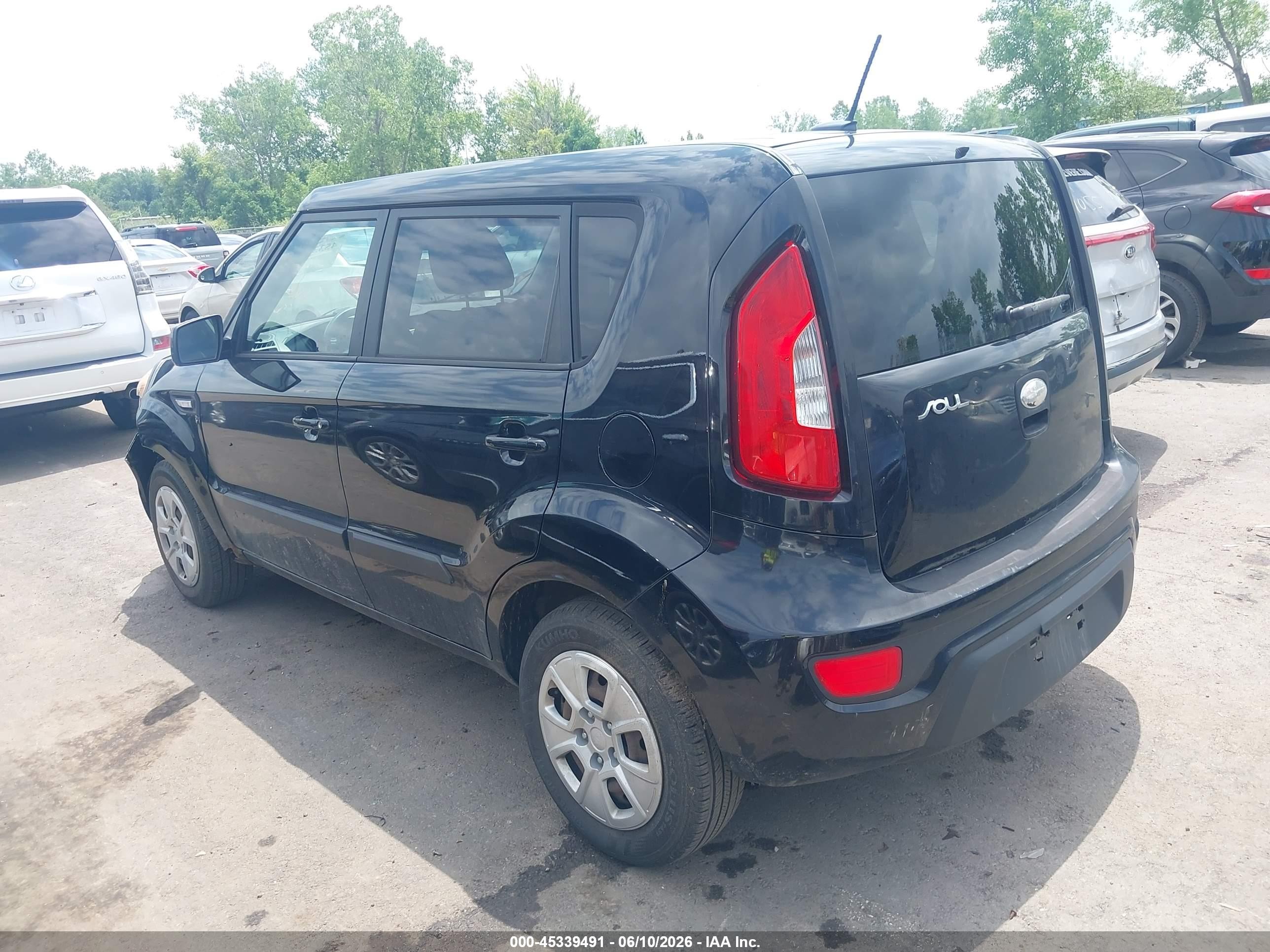 2013 Kia Soul   Black vin: KNDJT2A55D7613293