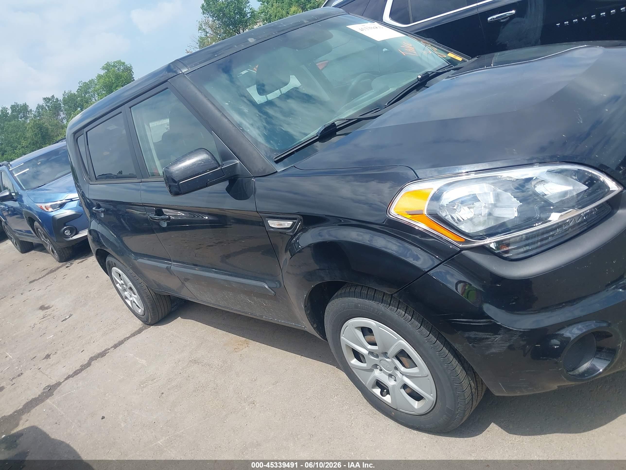 2013 Kia Soul   Black vin: KNDJT2A55D7613293