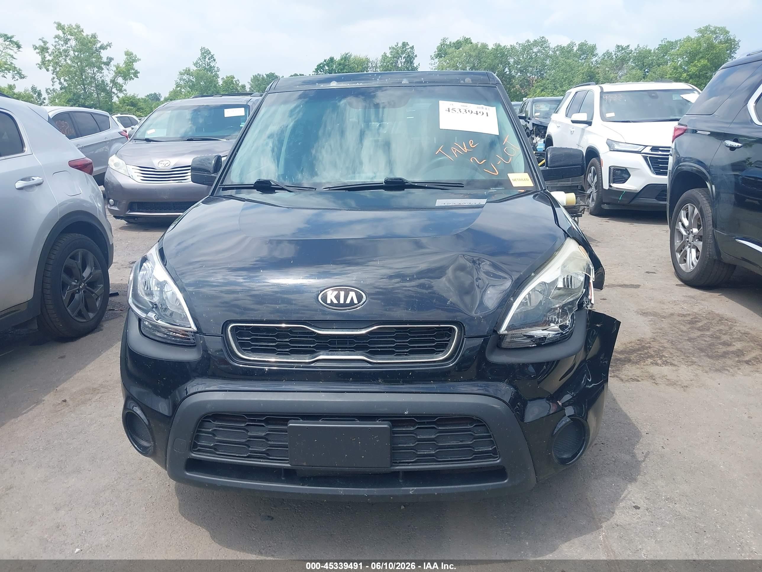 2013 Kia Soul   Black vin: KNDJT2A55D7613293