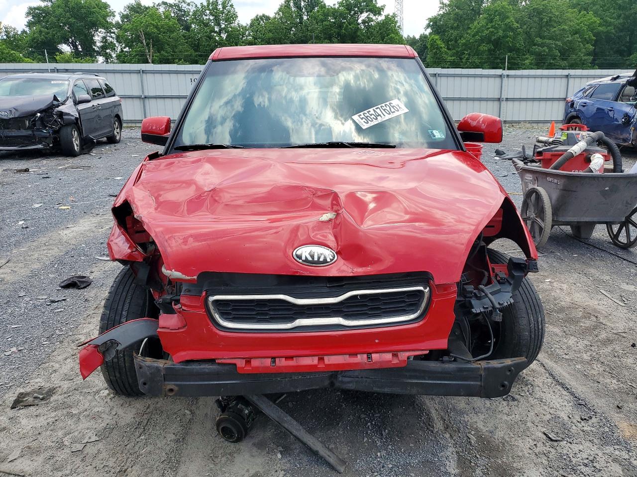2013 Kia Soul Base Красный vin: KNDJT2A55D7613696