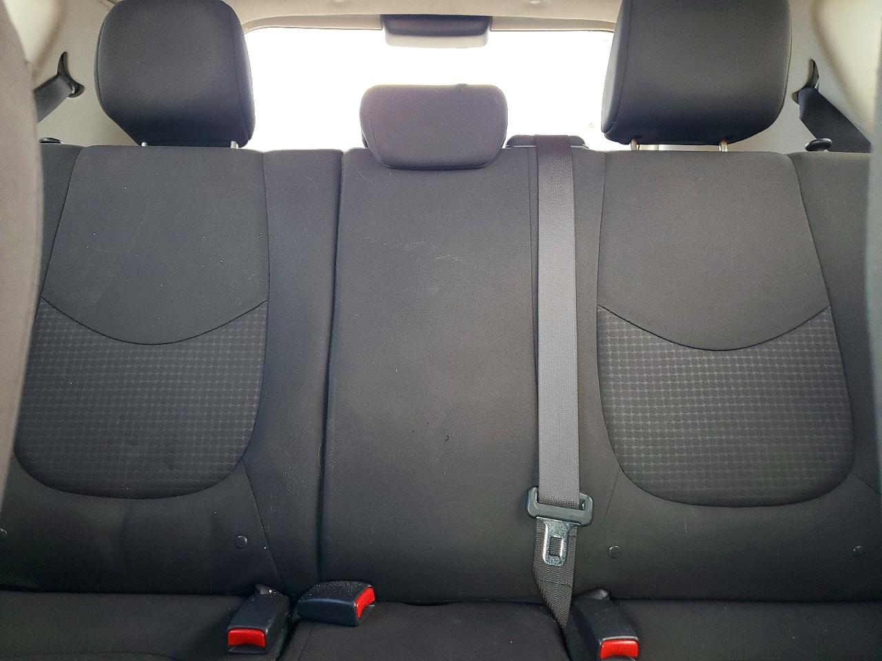 2013 Kia Soul Base Cream vin: KNDJT2A55D7774761
