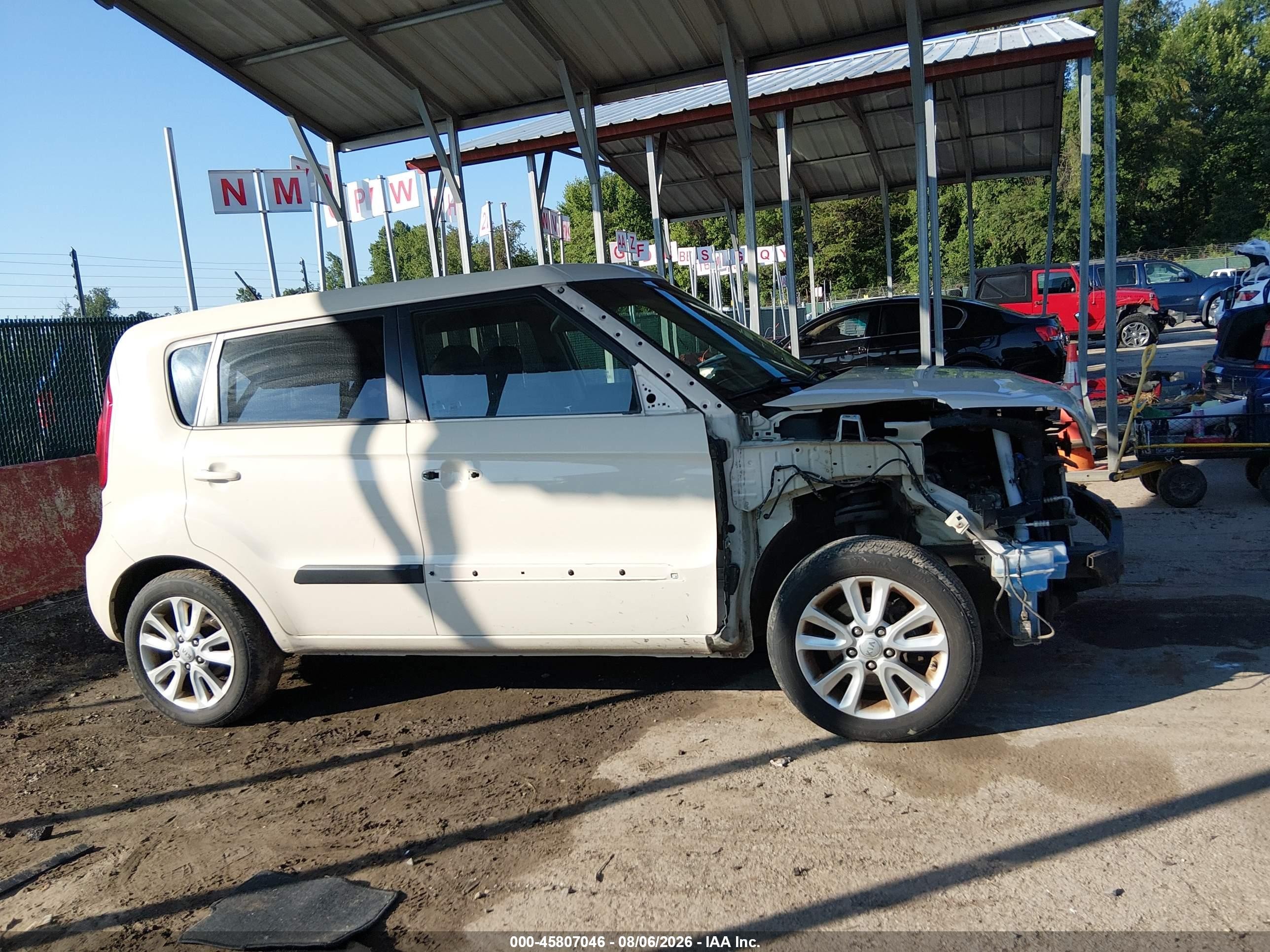 2012 Kia Soul   Белый vin: KNDJT2A56C7358880