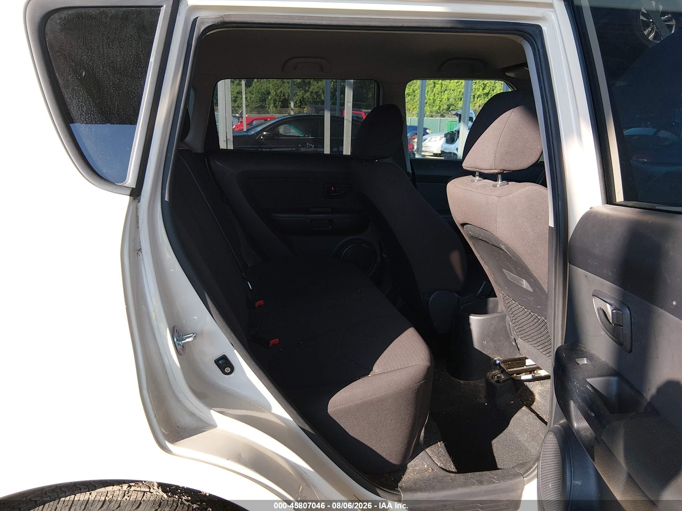 2012 Kia Soul   Белый vin: KNDJT2A56C7358880