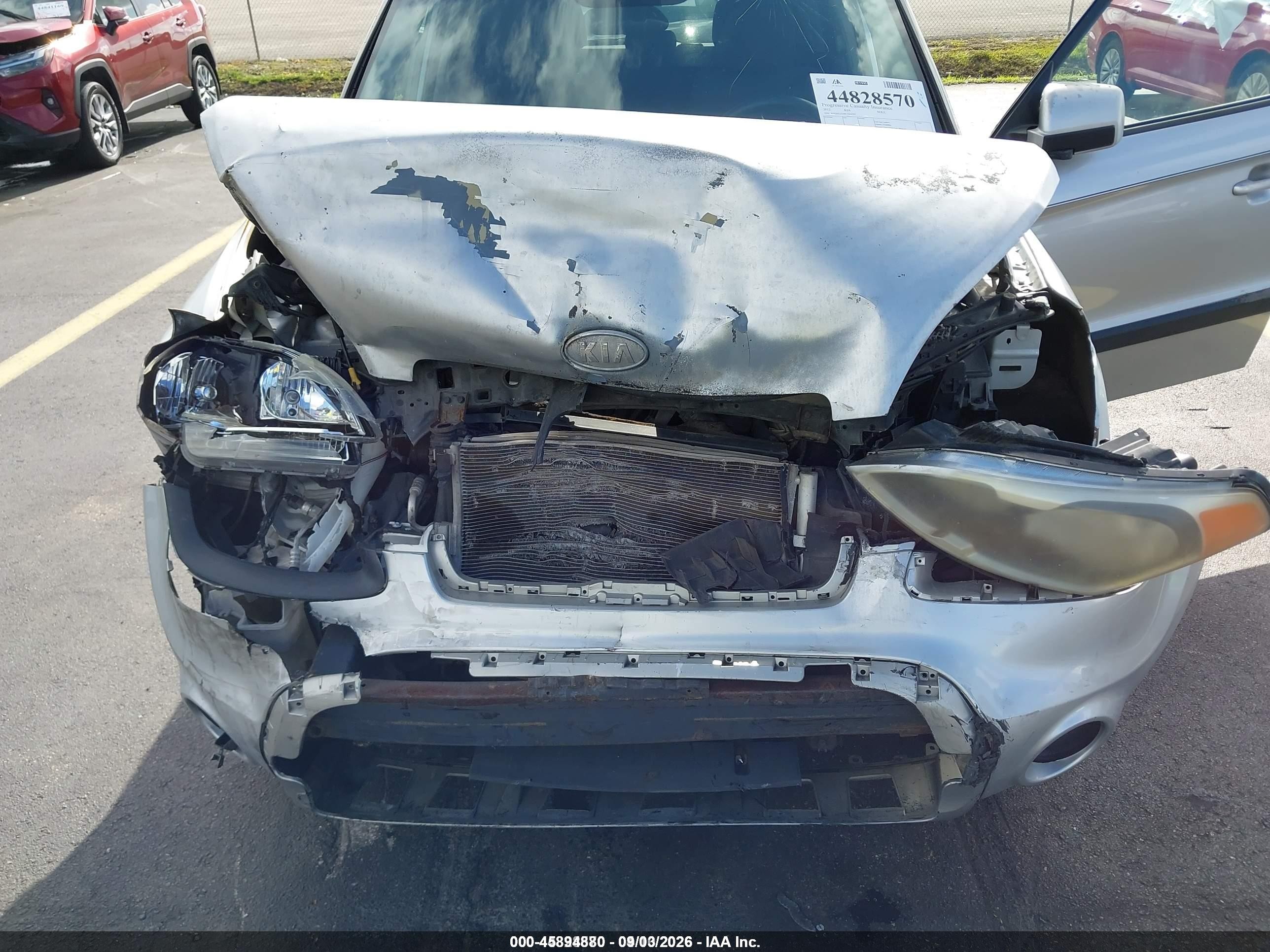 2012 Kia Soul ! Silver vin: KNDJT2A56C7403297