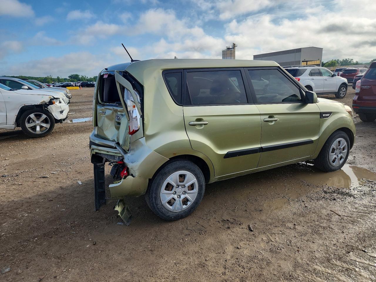 2012 Kia Soul Base Green vin: KNDJT2A56C7445078