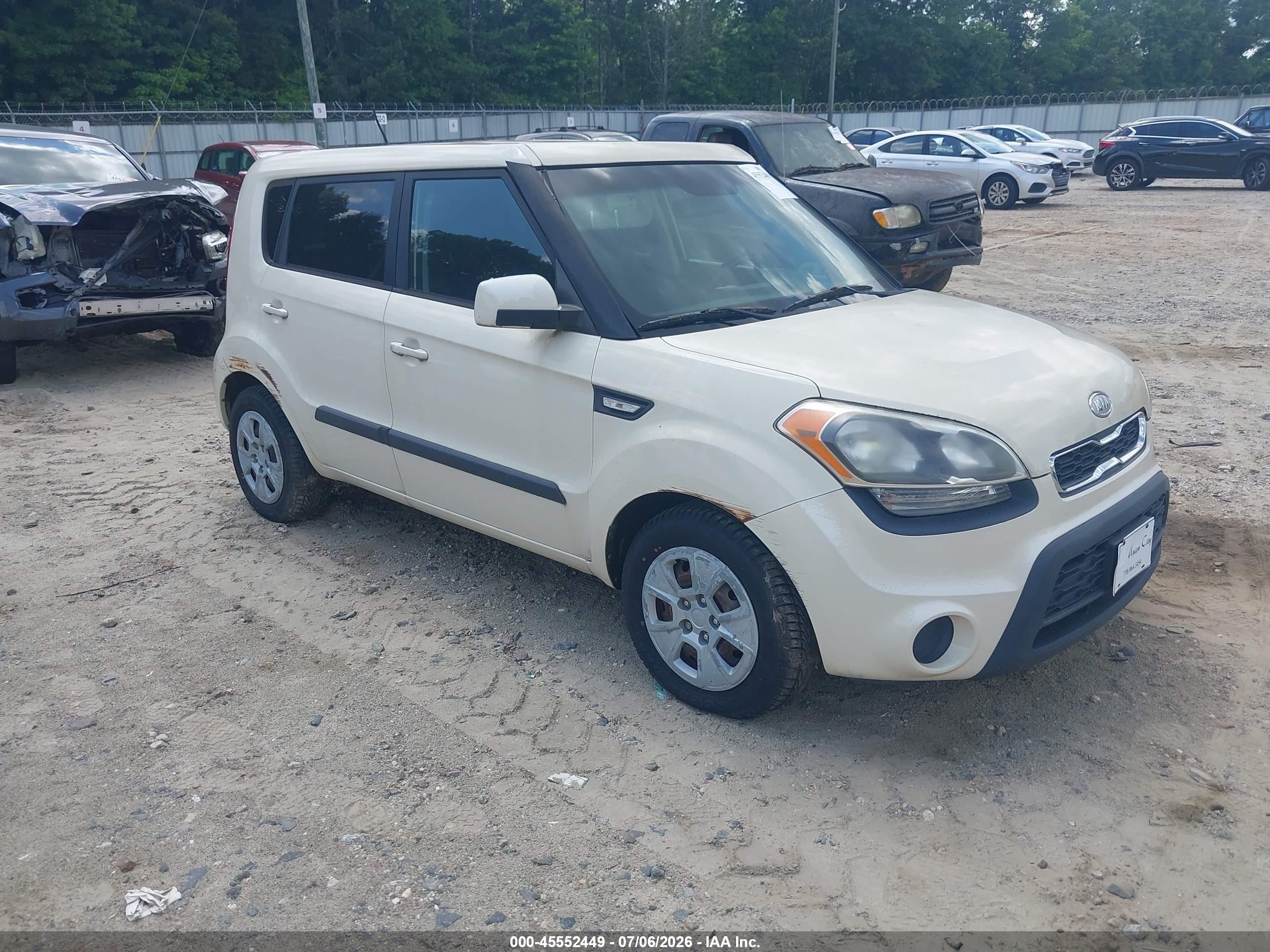 2012 Kia Soul   Champagne vin: KNDJT2A56C7447820
