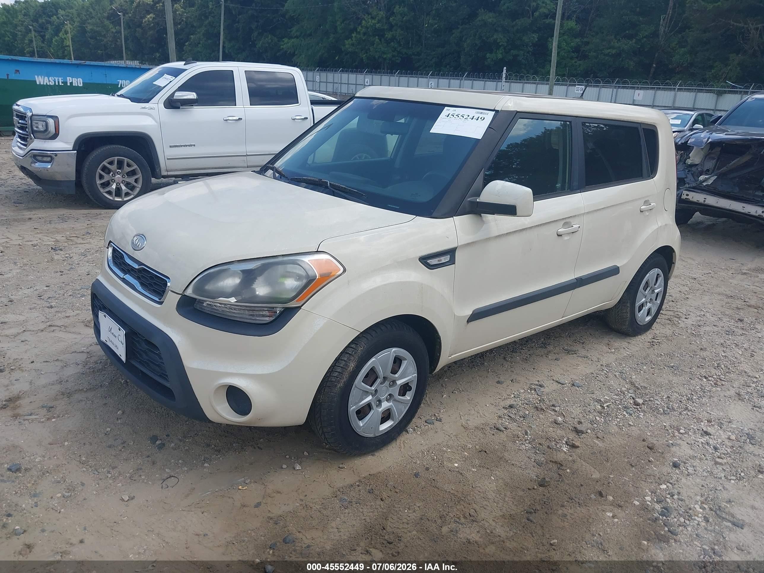 2012 Kia Soul   Champagne vin: KNDJT2A56C7447820