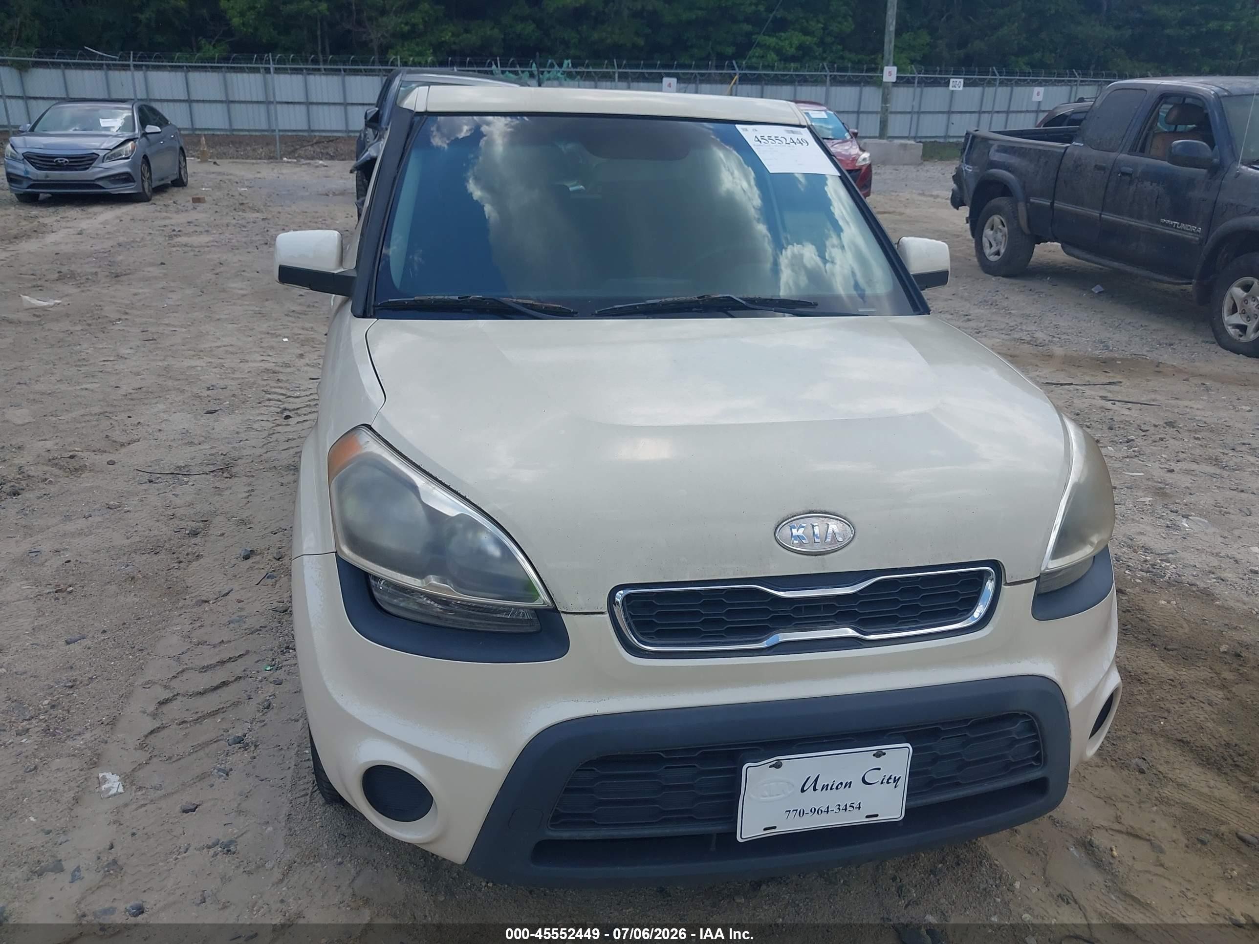 2012 Kia Soul   Champagne vin: KNDJT2A56C7447820