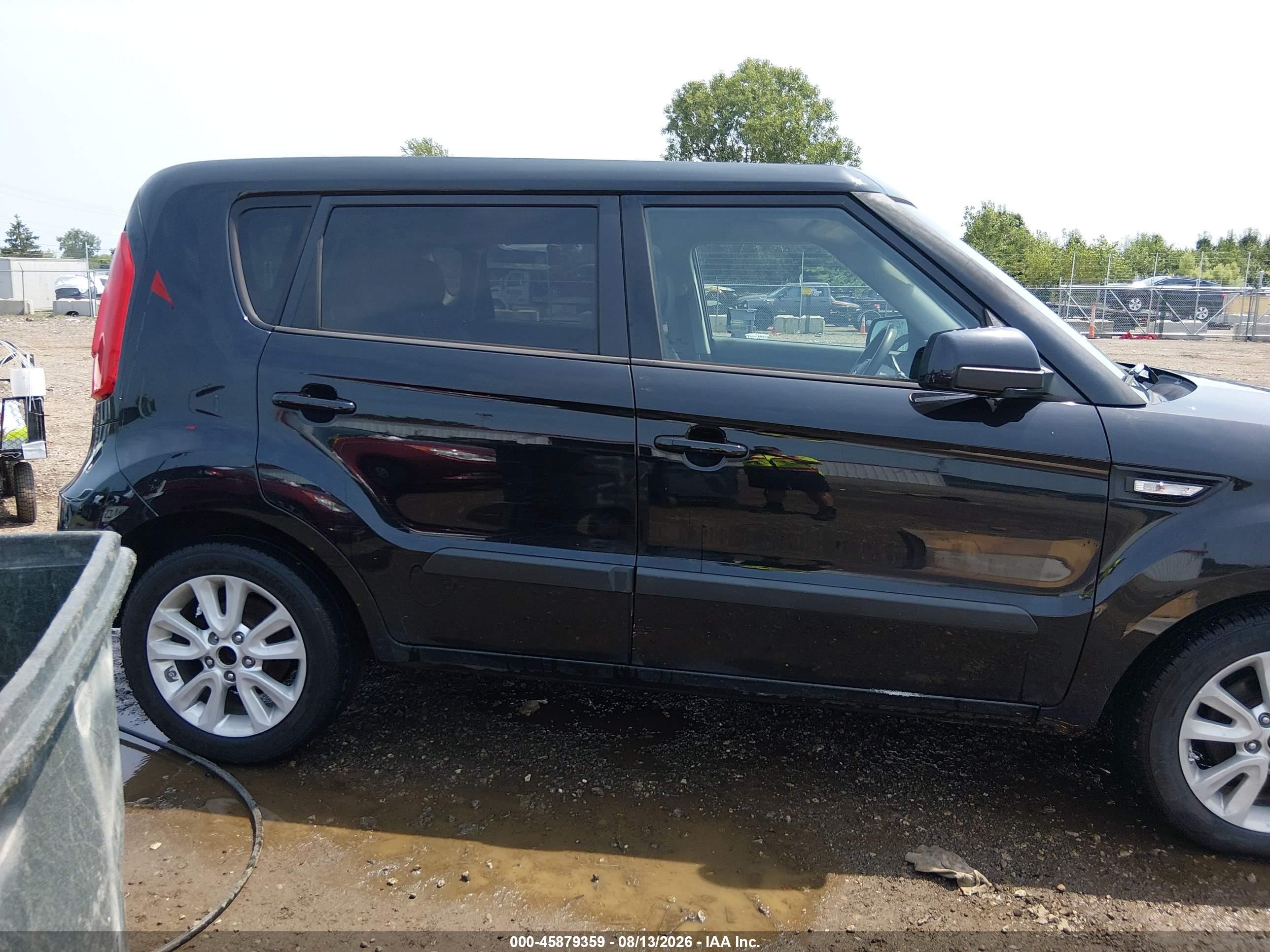 2012 Kia Soul Black vin: KNDJT2A56C7747423