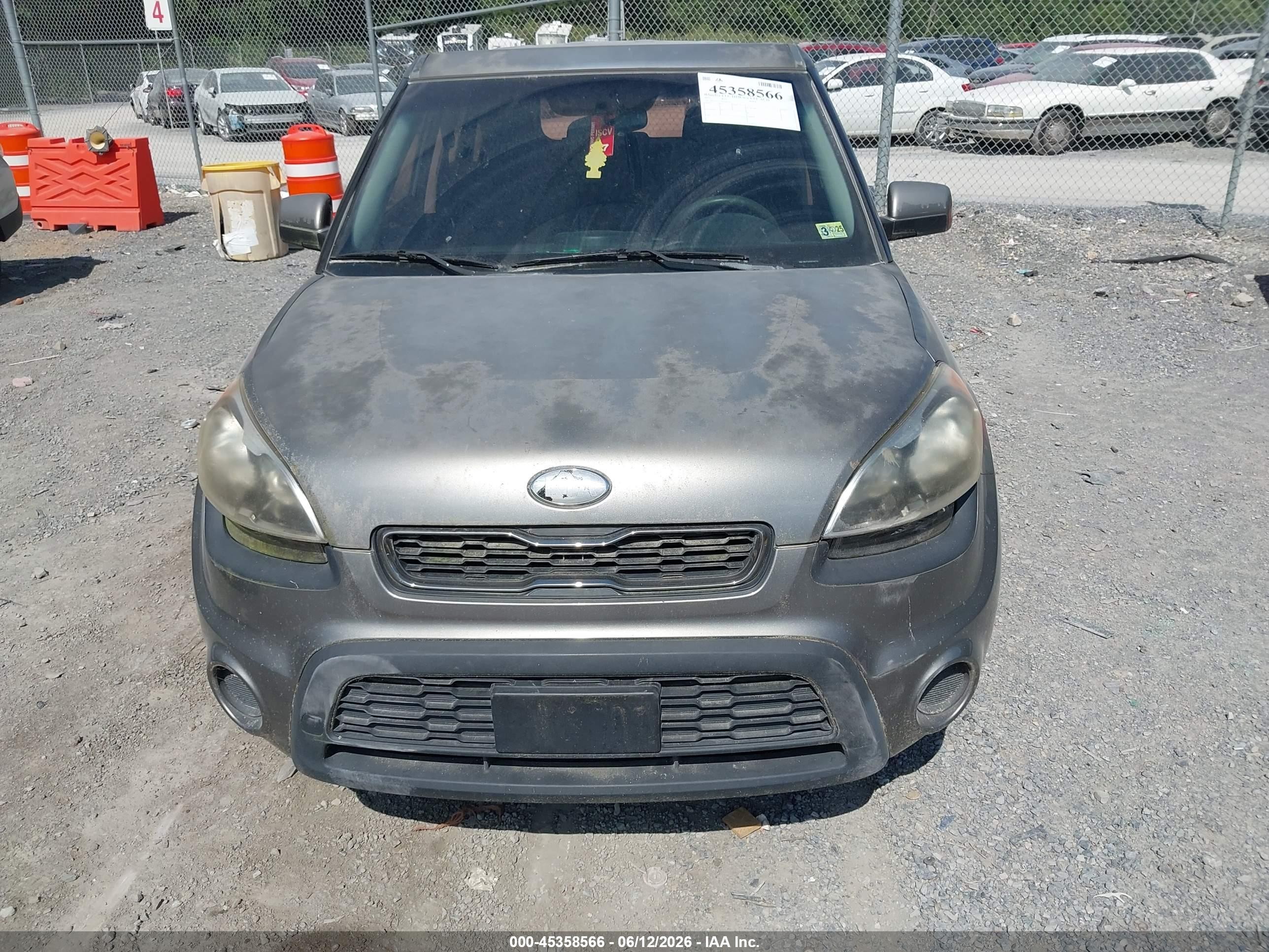 2013 Kia Soul   Gray vin: KNDJT2A56D7491723