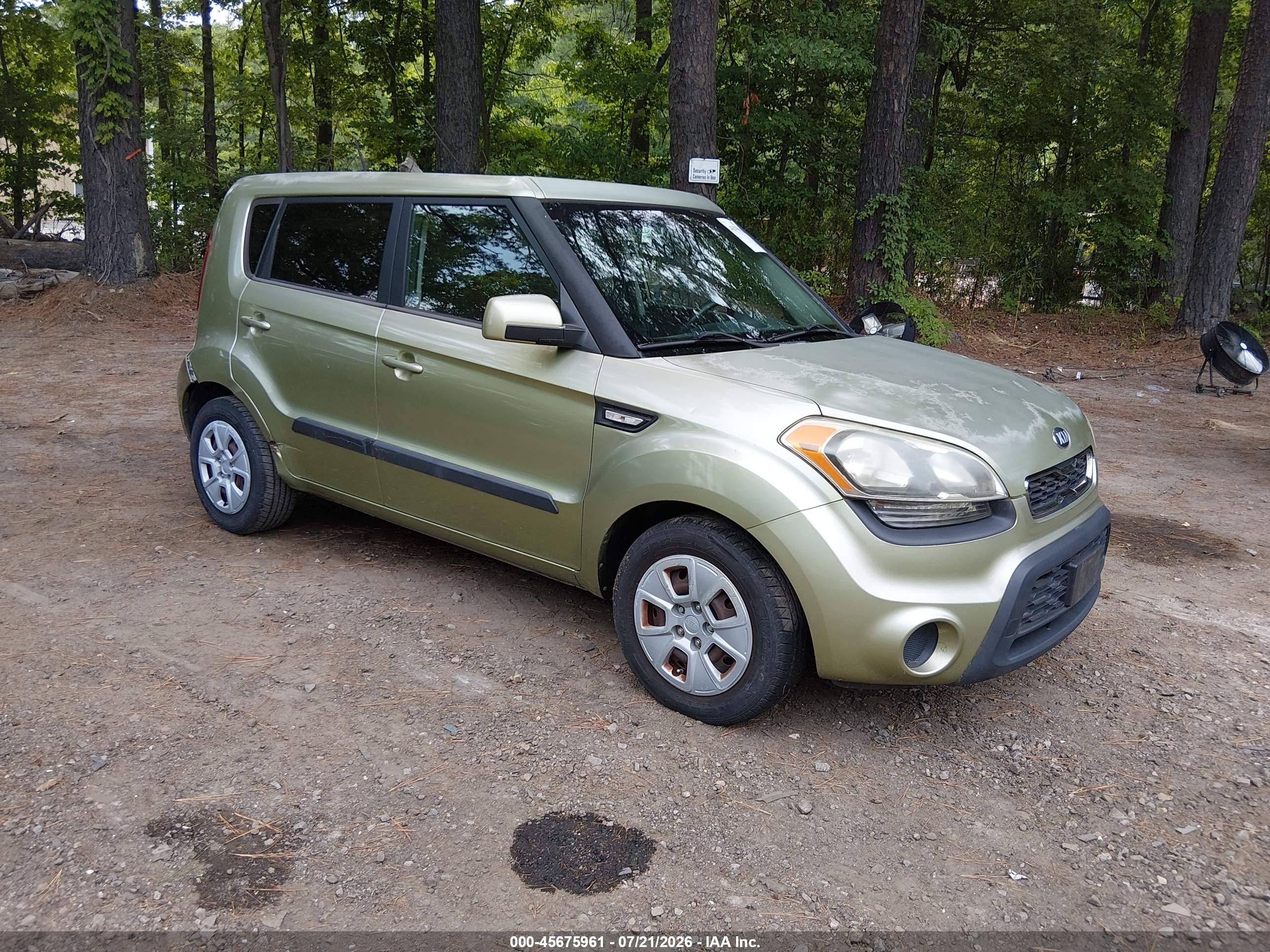 2013 Kia Soul   Green vin: KNDJT2A56D7500968