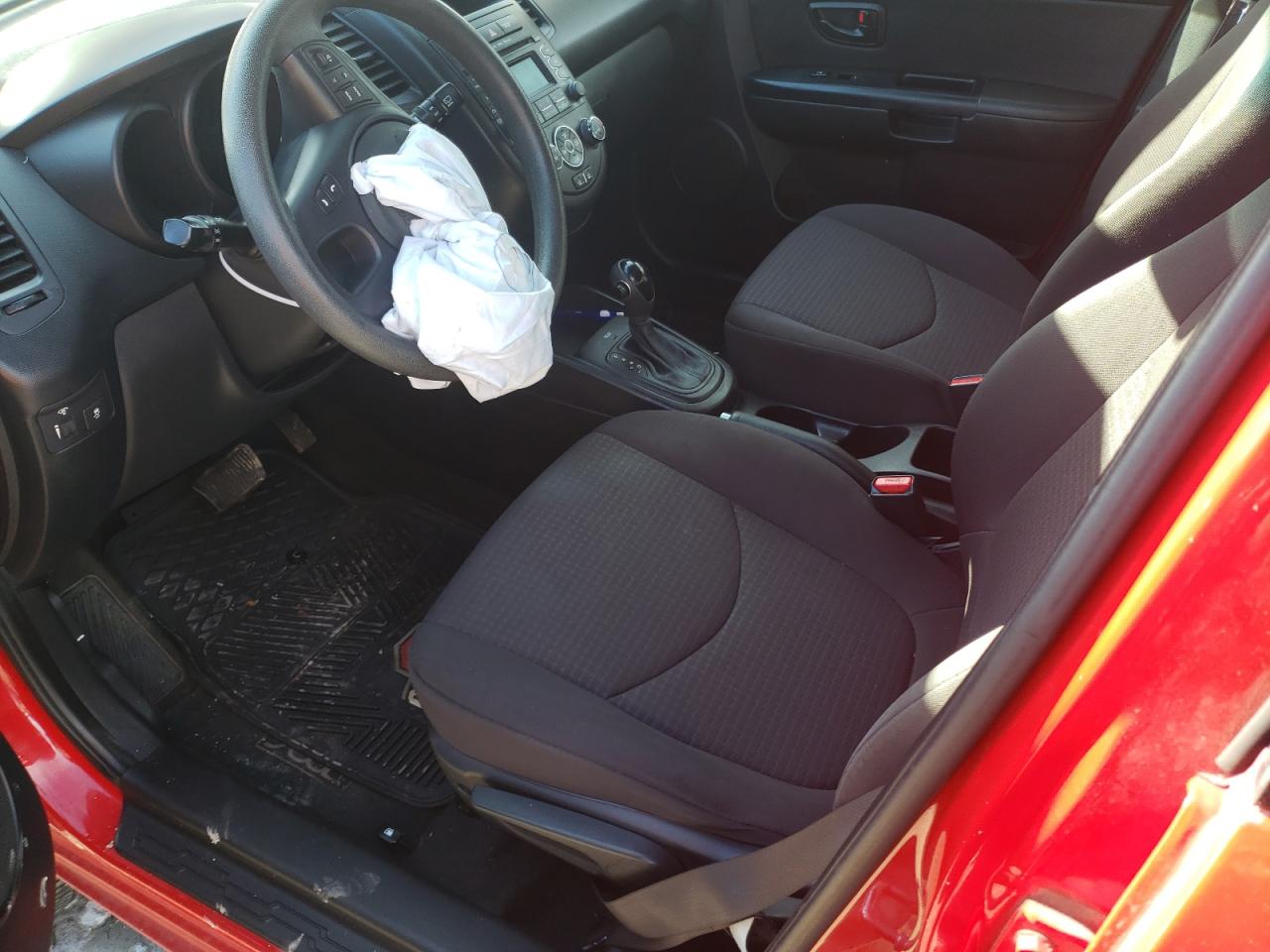 2013 Kia Soul Red vin: KNDJT2A56D7541892