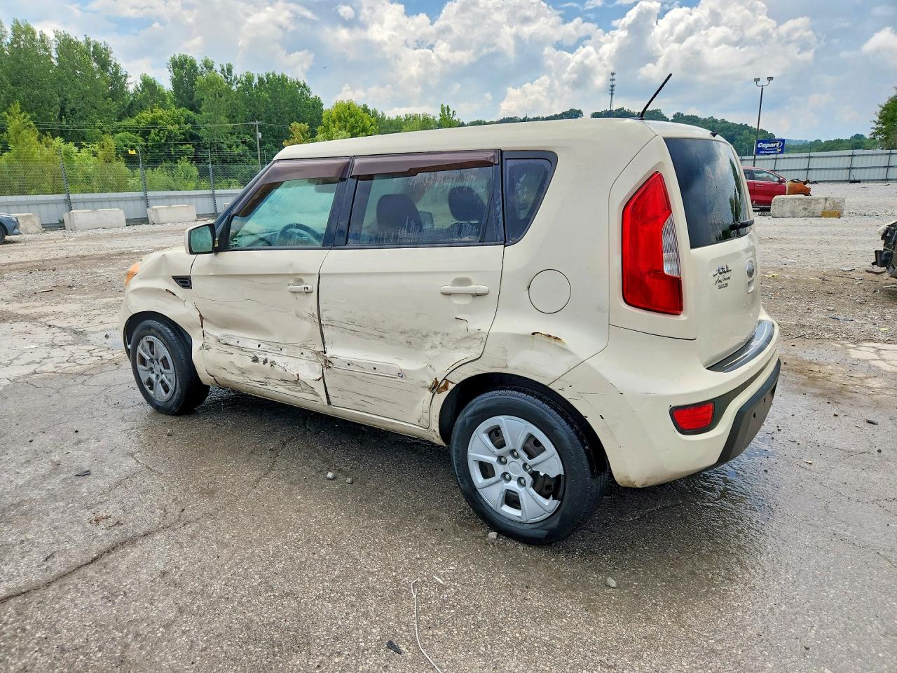 2013 Kia Soul Base Beige vin: KNDJT2A56D7562161