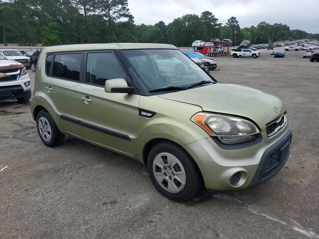 2013 Kia Soul Base Green vin: KNDJT2A56D7562371