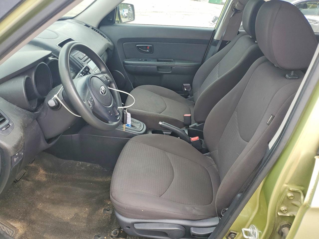 2013 Kia Soul Base Green vin: KNDJT2A56D7562371