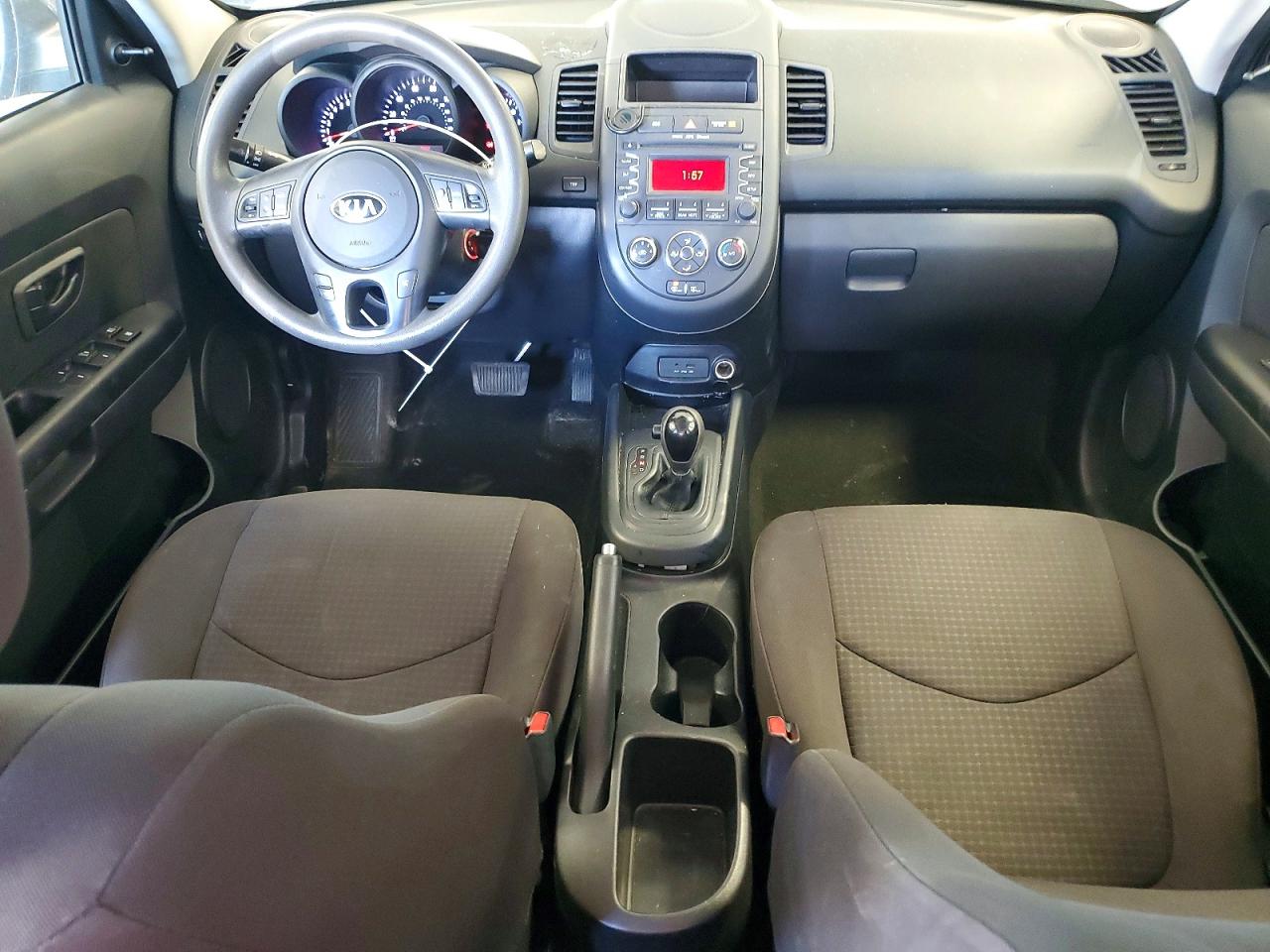 2013 Kia Soul Base Серый vin: KNDJT2A56D7577596