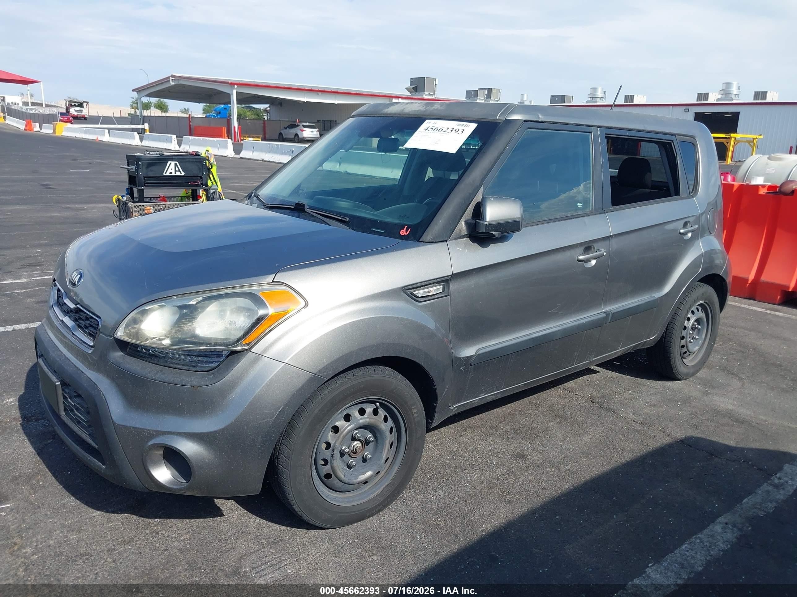 2013 Kia Soul   Серый vin: KNDJT2A56D7605624