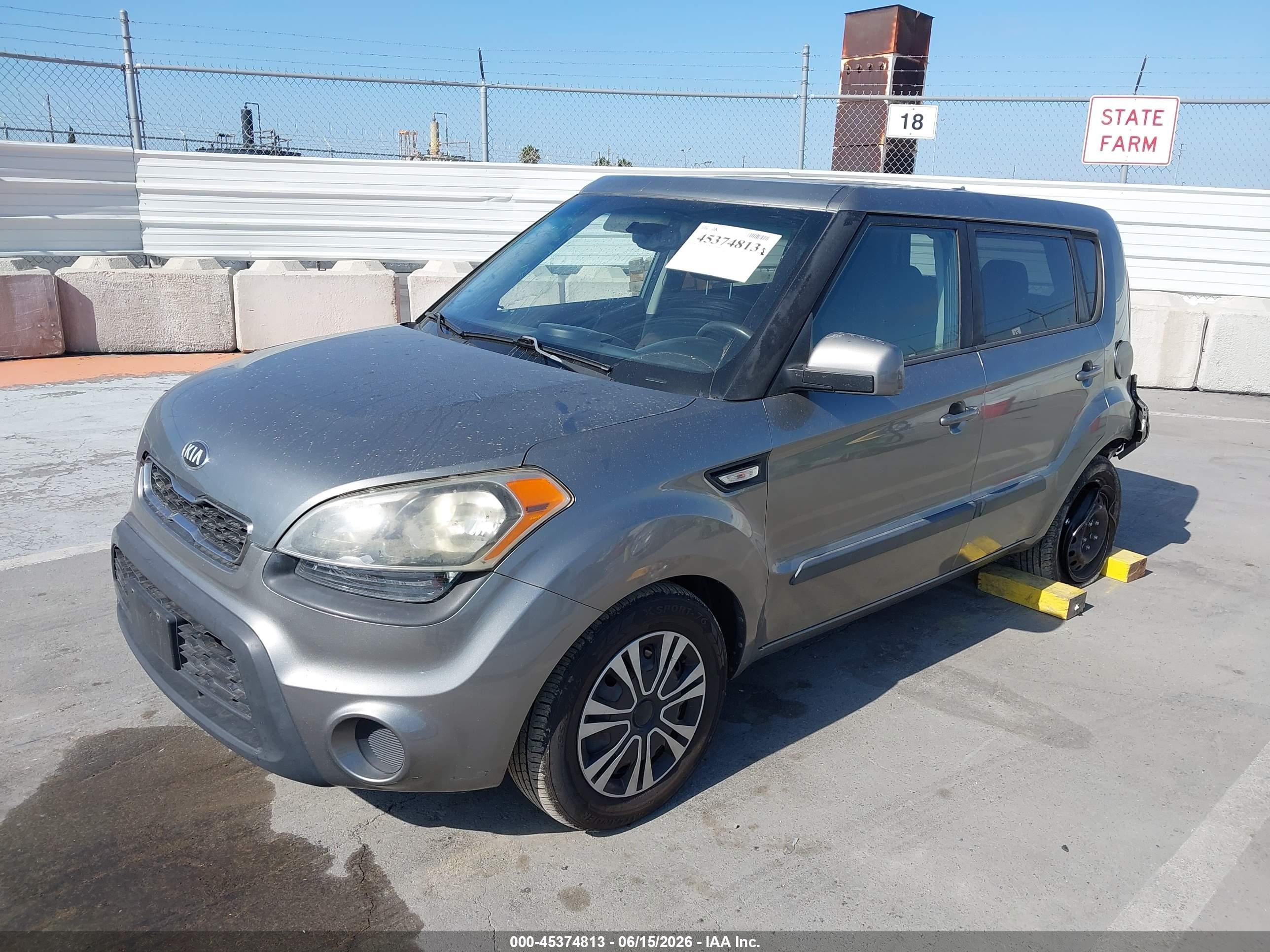 2013 Kia Soul   Gray vin: KNDJT2A56D7622634