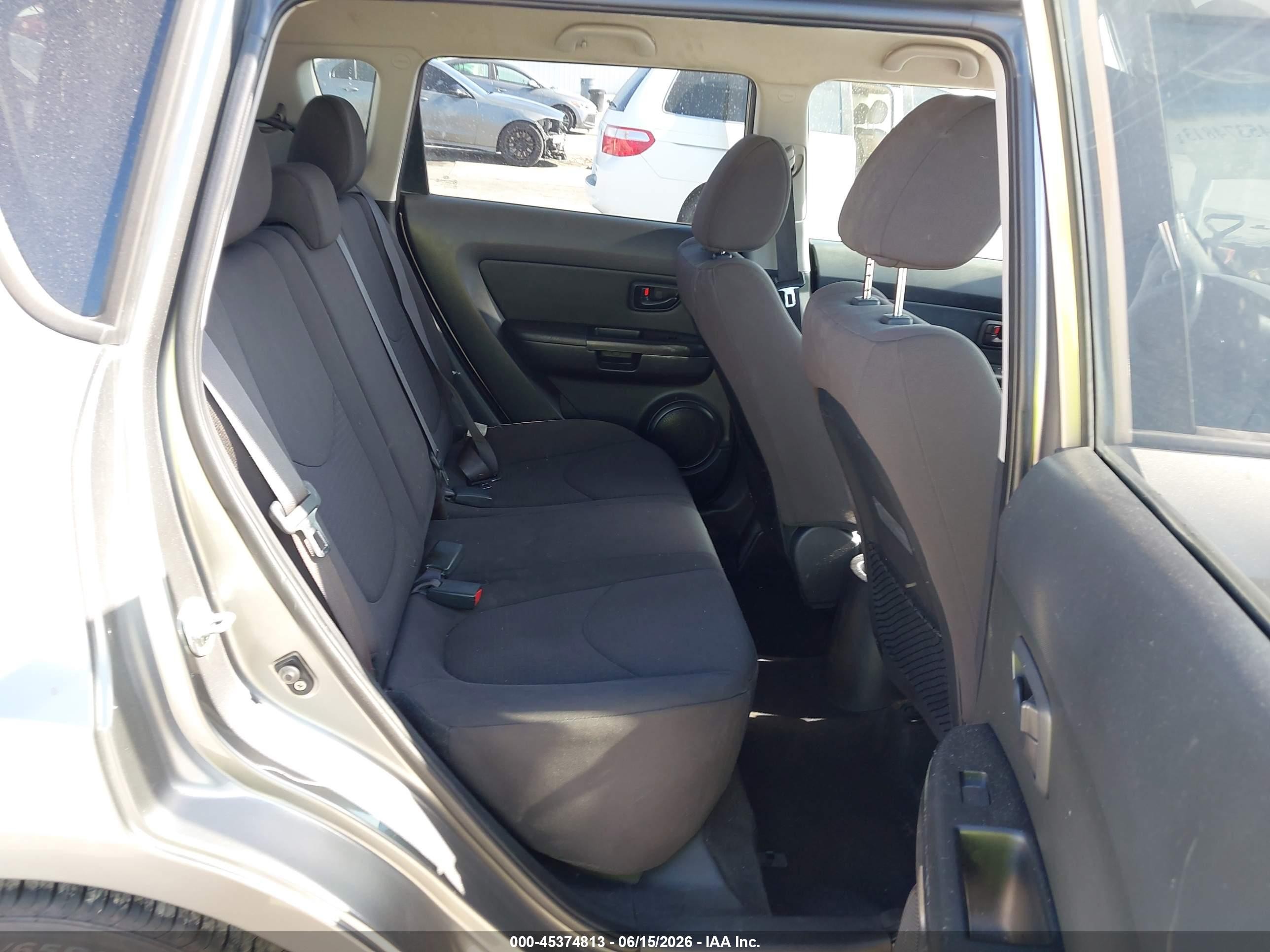2013 Kia Soul   Gray vin: KNDJT2A56D7622634
