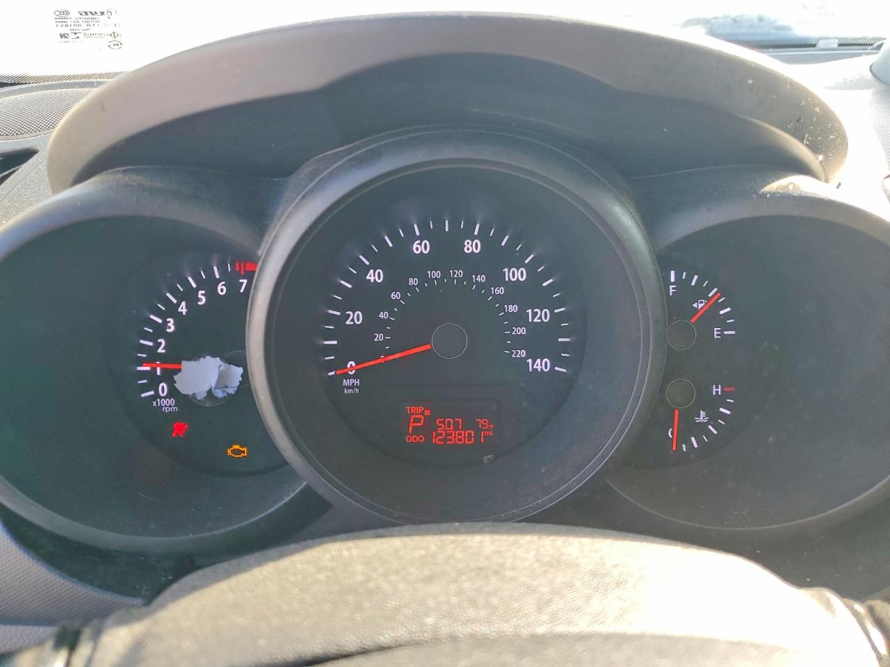 2013 Kia Soul Base Серебряный vin: KNDJT2A56D7768449