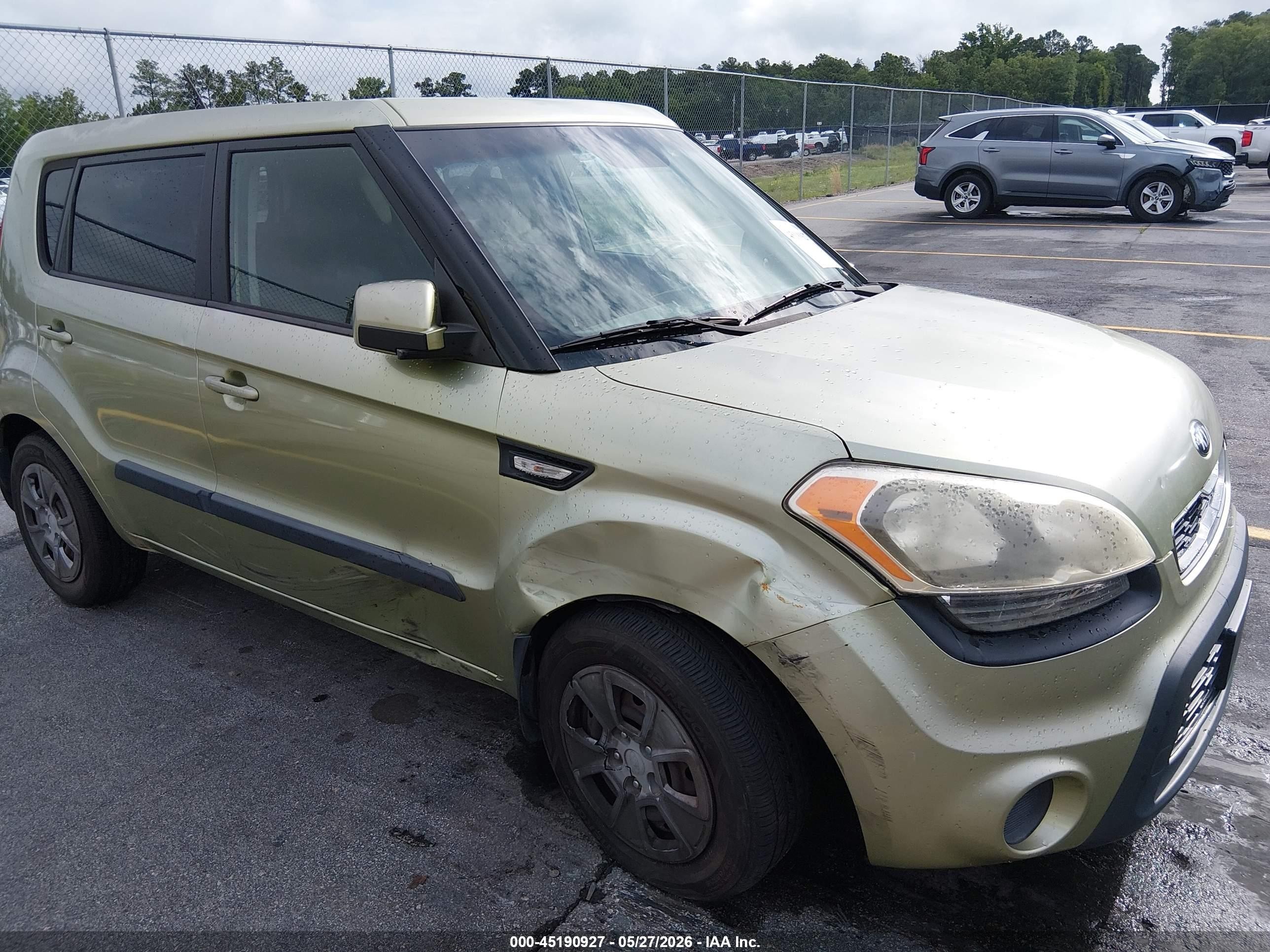 2013 Kia Soul   Зеленый vin: KNDJT2A57D7495117