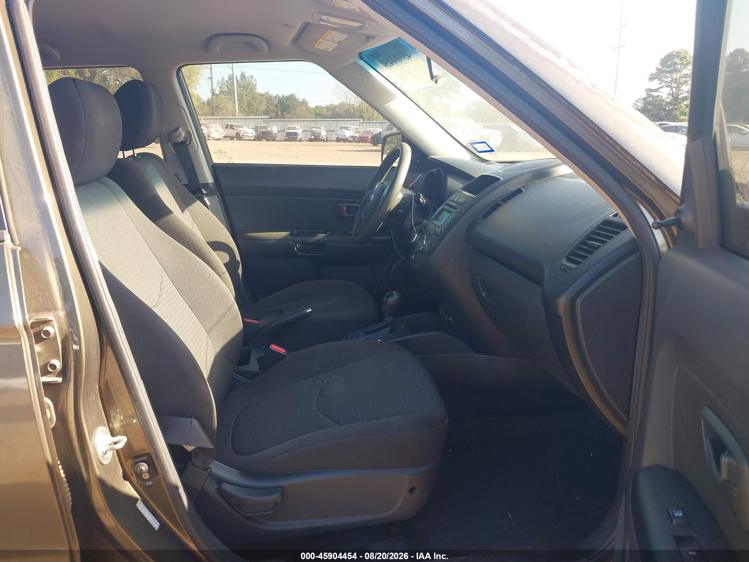 2013 Kia Soul   Green vin: KNDJT2A57D7507900