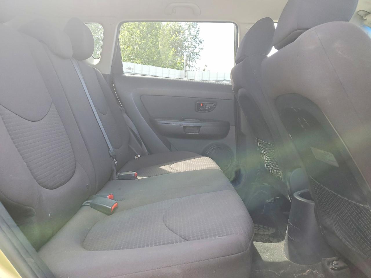 2013 Kia Soul Base Green vin: KNDJT2A57D7511736