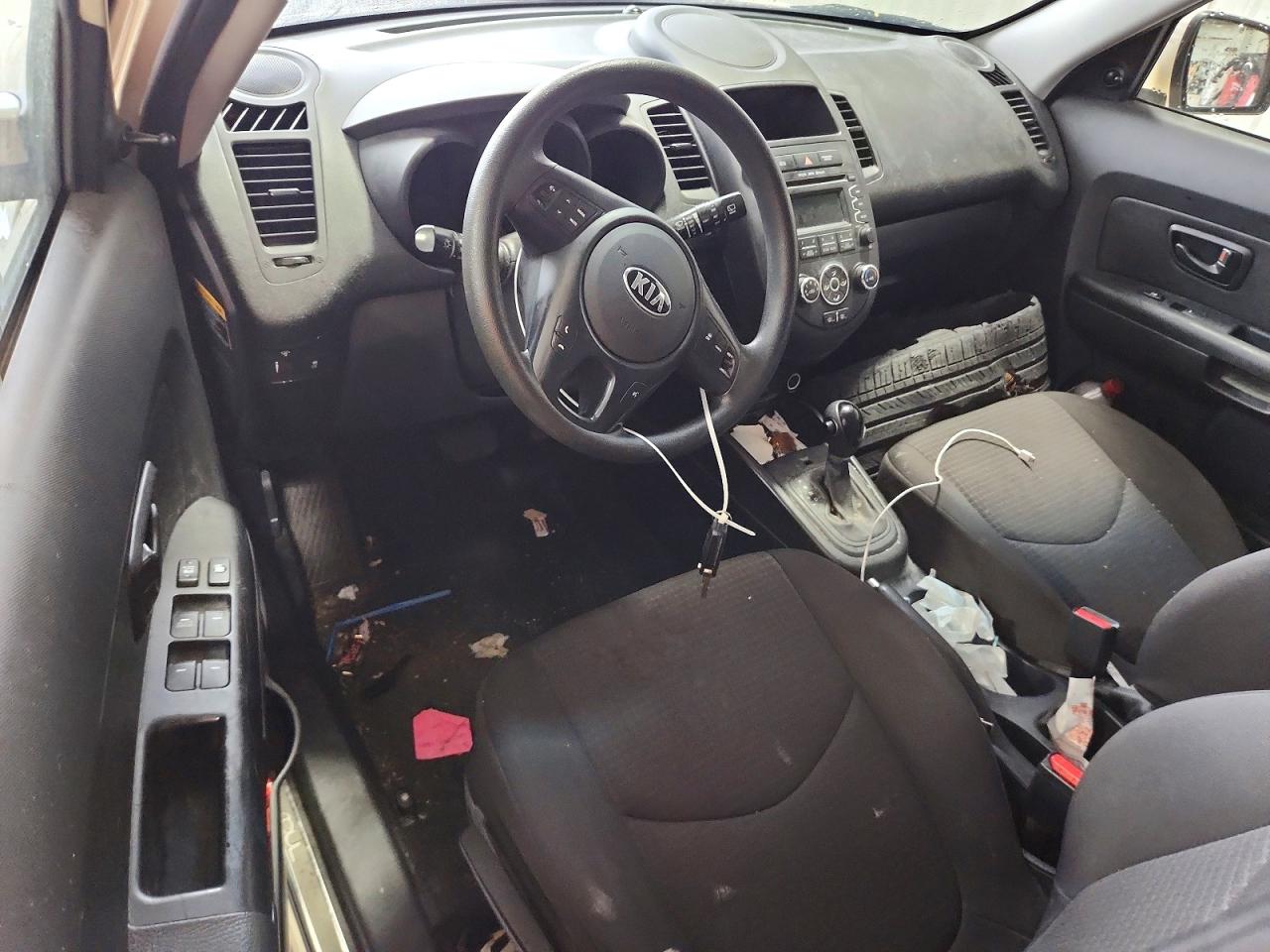 2013 Kia Soul Base Beige vin: KNDJT2A57D7532280