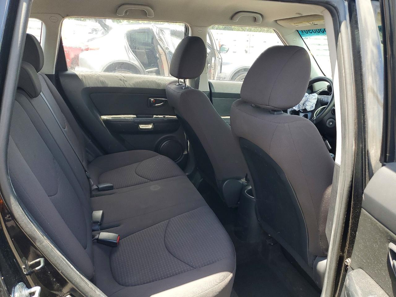 2013 Kia Soul Base Black vin: KNDJT2A57D7562752