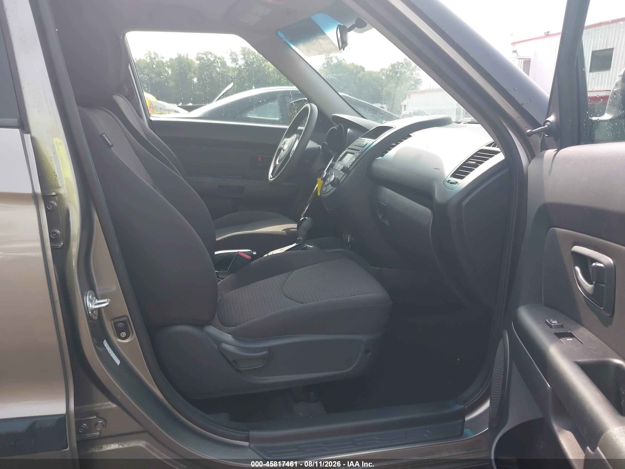 2013 Kia Soul Gray vin: KNDJT2A57D7575176