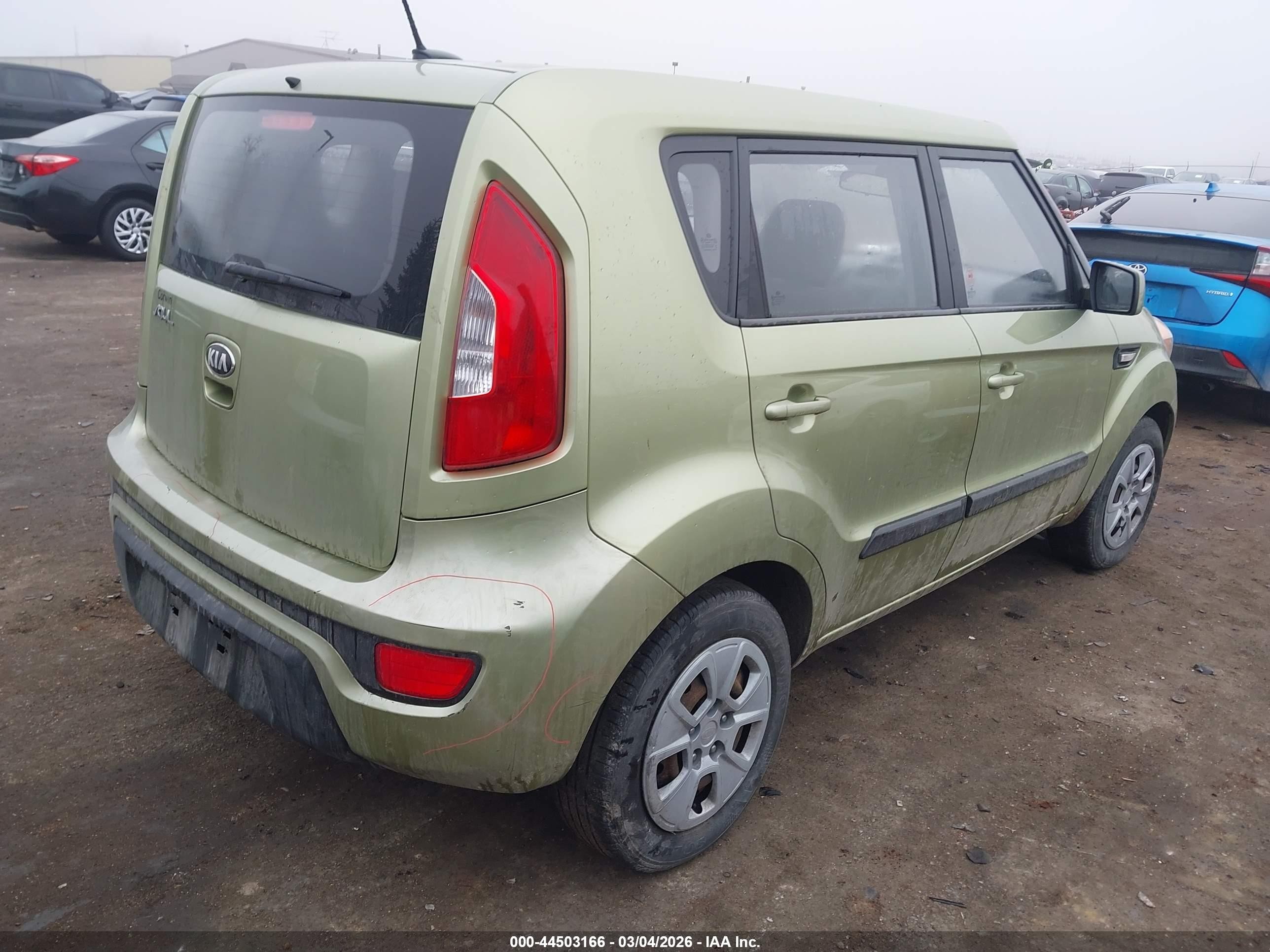 2013 Kia Soul   Green vin: KNDJT2A57D7576683