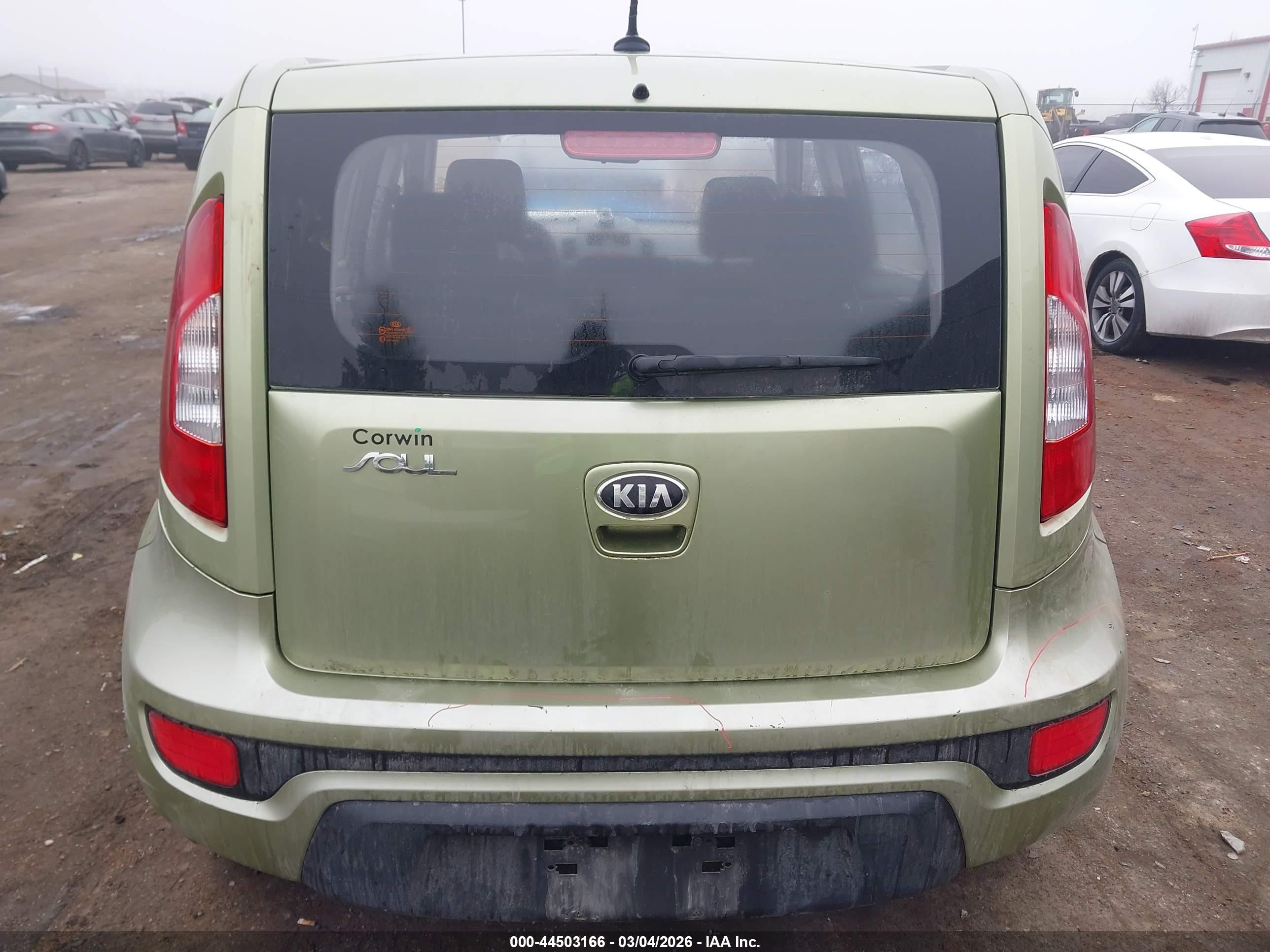 2013 Kia Soul   Green vin: KNDJT2A57D7576683