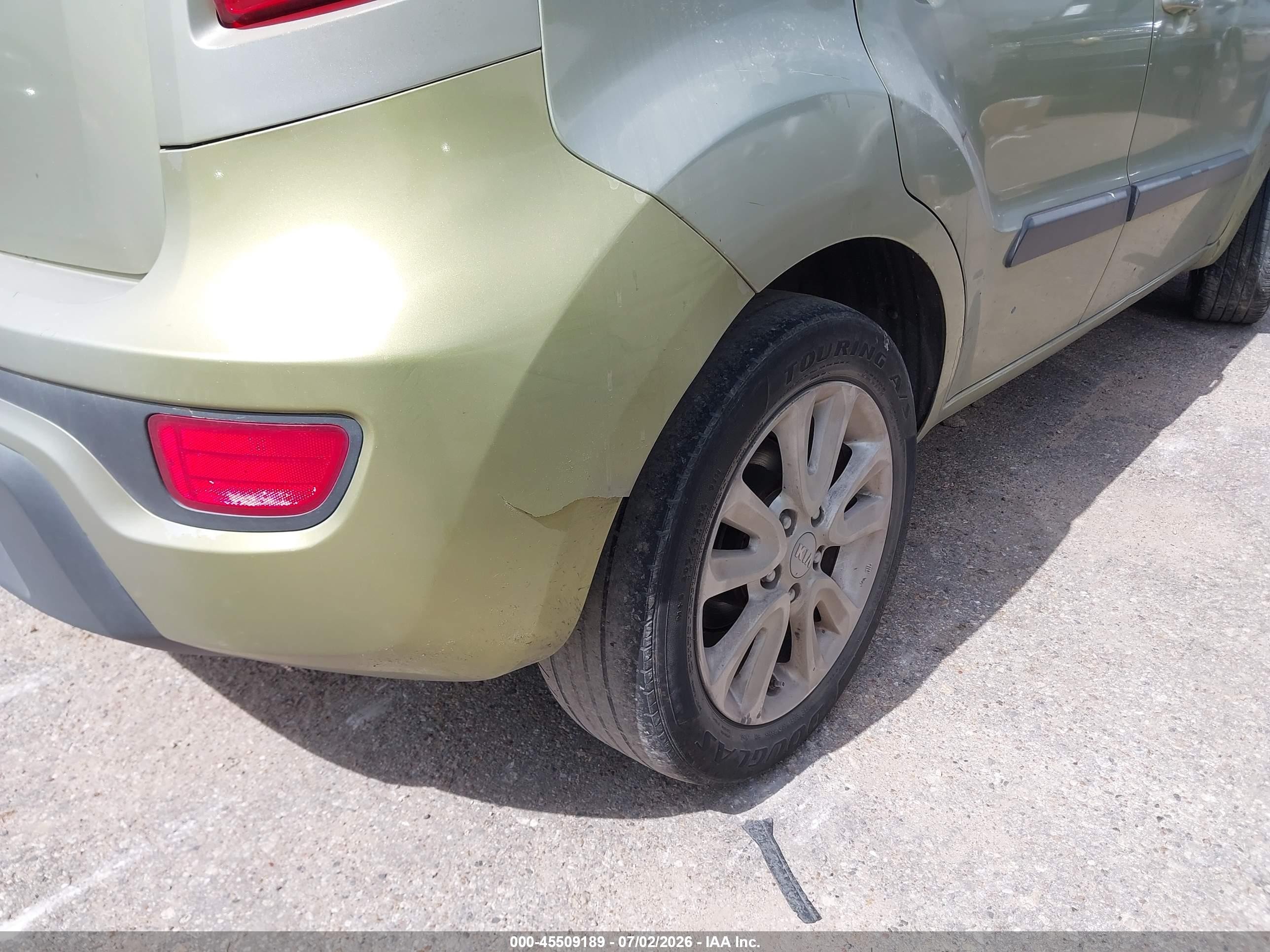 2013 Kia Soul   Зеленый vin: KNDJT2A57D7603977