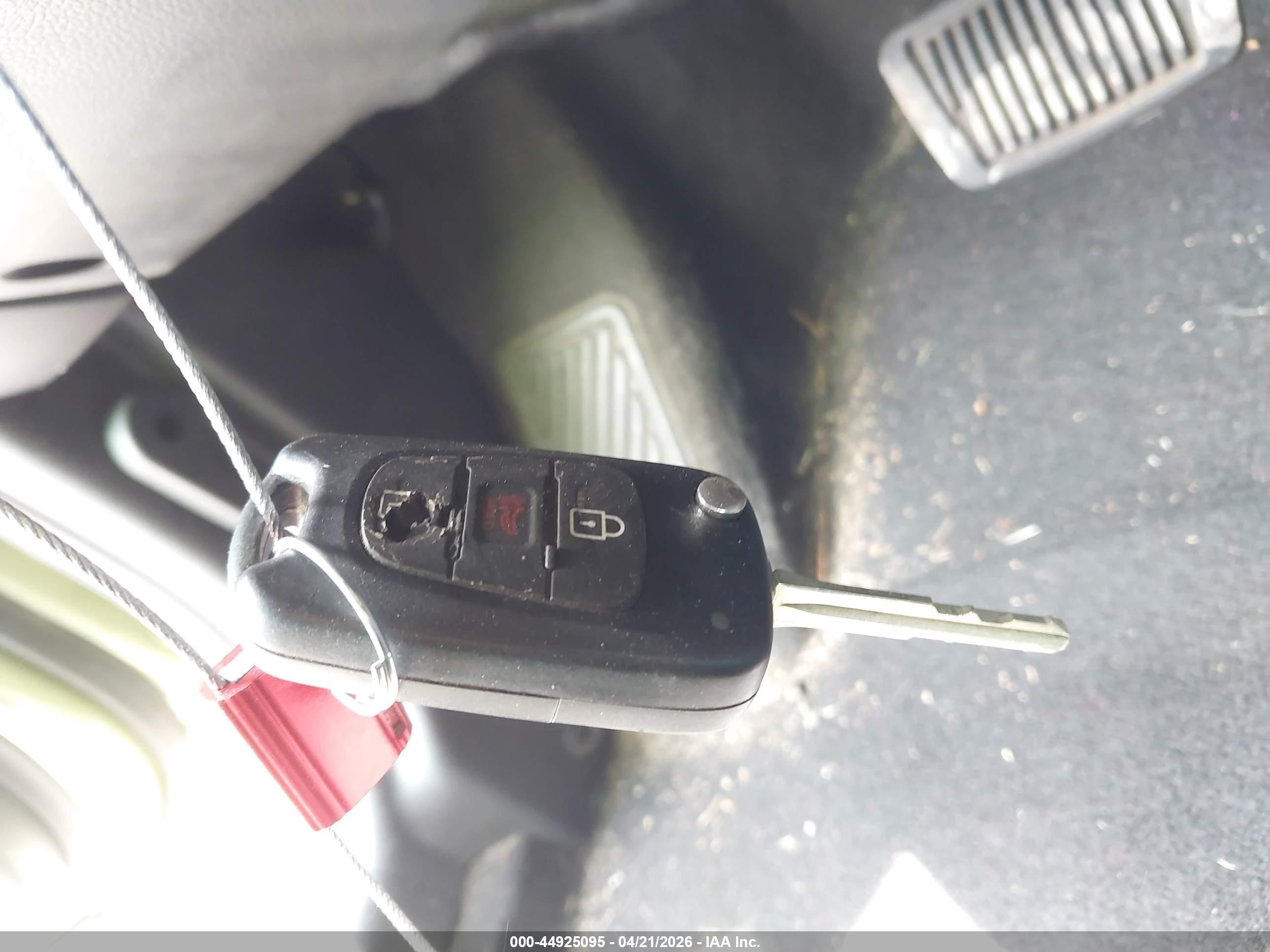 2013 Kia Soul   Green vin: KNDJT2A57D7612372