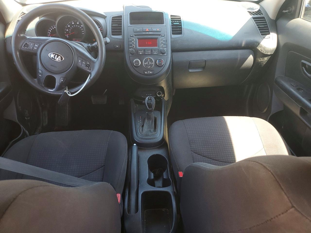 2013 Kia Soul Base Black vin: KNDJT2A57D7613263