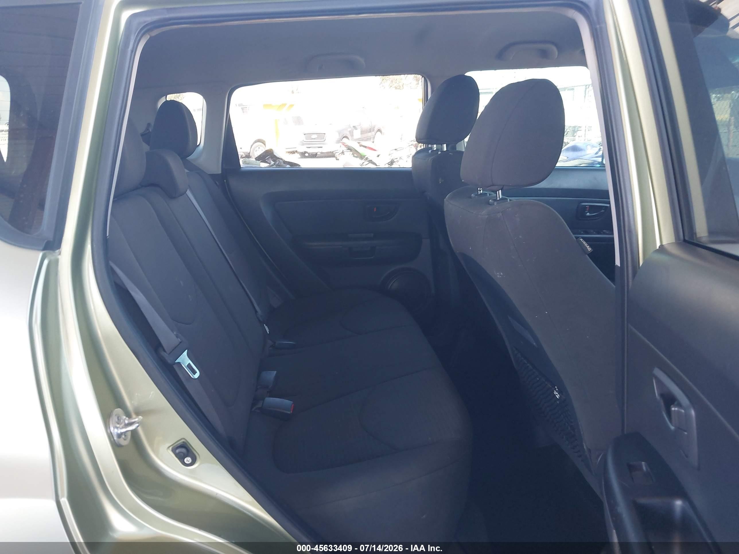 2013 Kia Soul   Зеленый vin: KNDJT2A57D7624277