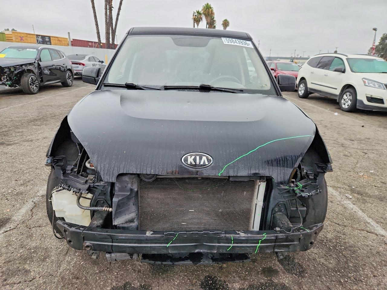 2013 Kia Soul Base Black vin: KNDJT2A57D7752177