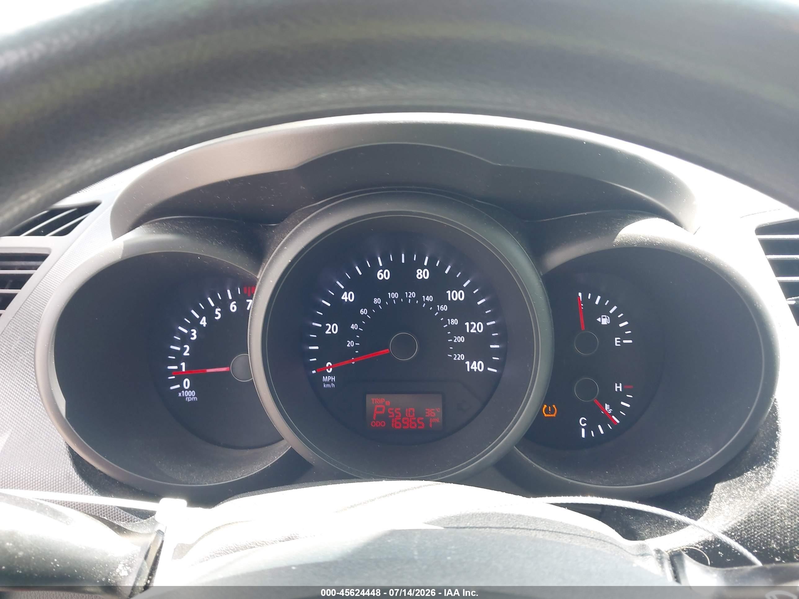 2012 Kia Soul   Белый vin: KNDJT2A58C7453294