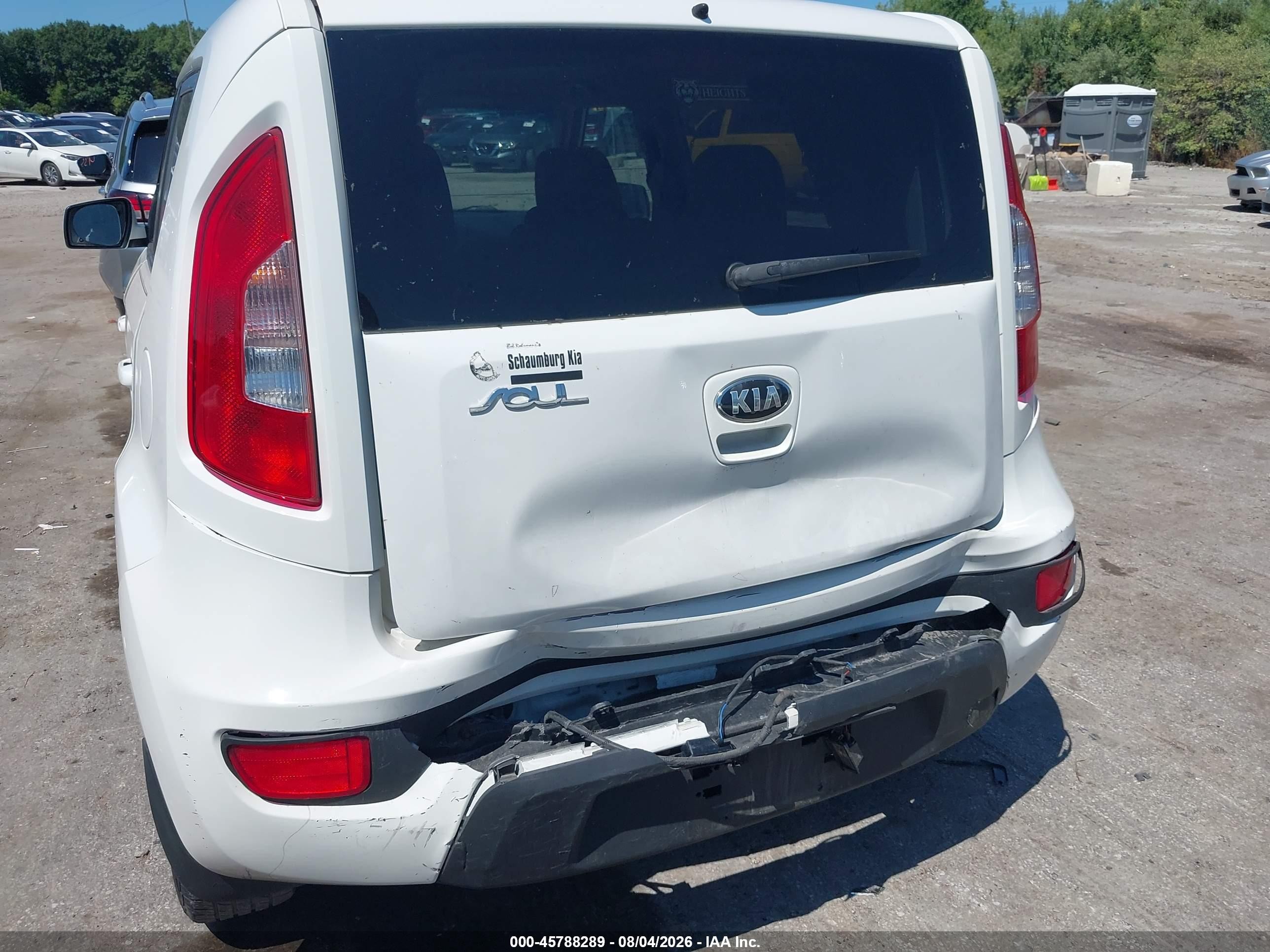 2013 Kia Soul ! White vin: KNDJT2A58D7512040