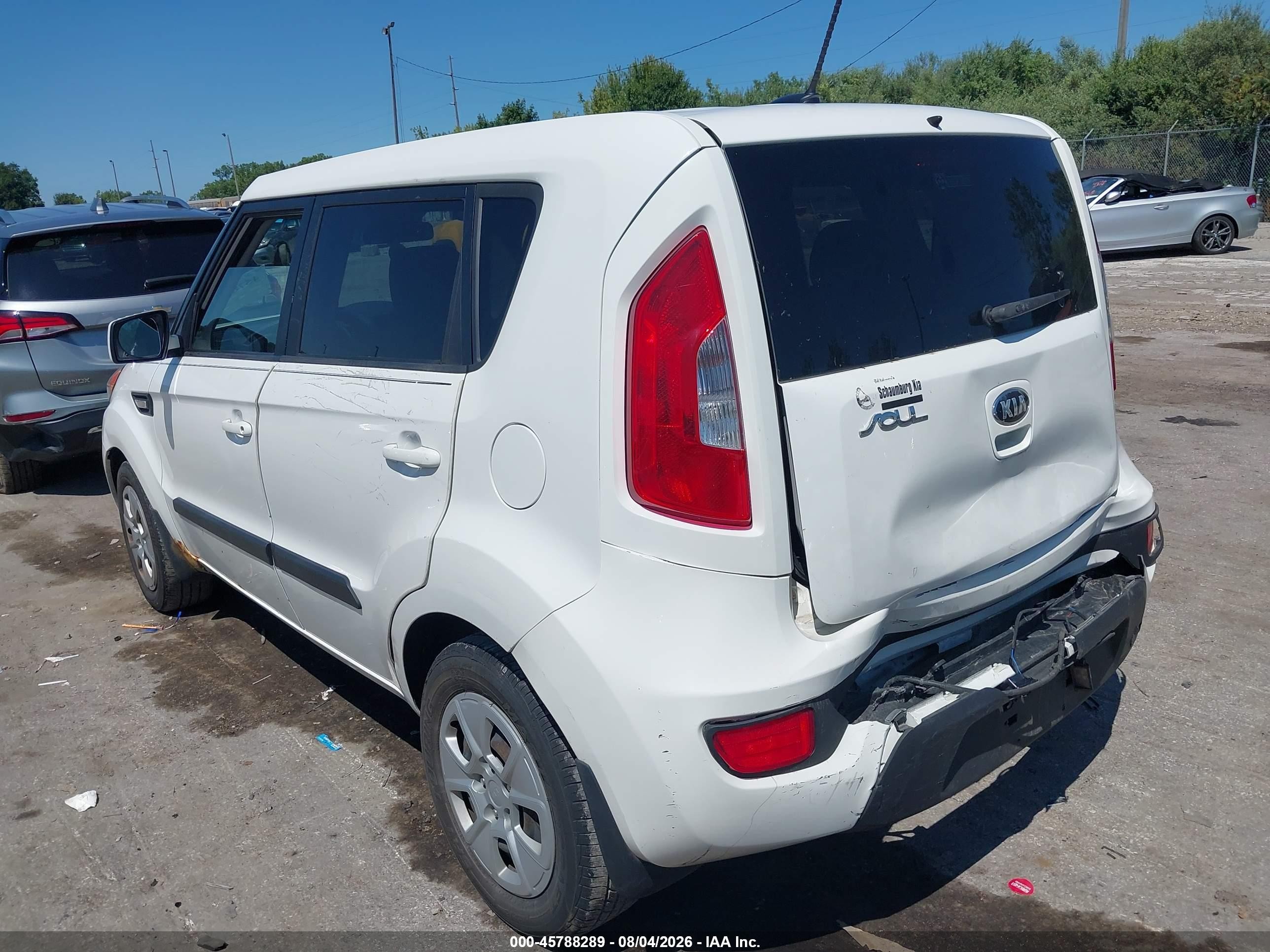 2013 Kia Soul ! White vin: KNDJT2A58D7512040