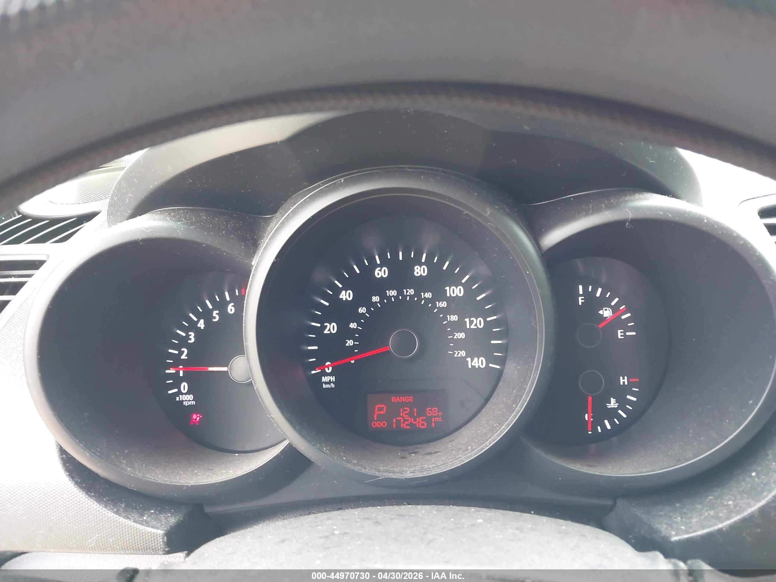 2012 Kia Soul   Silver vin: KNDJT2A59C7390061