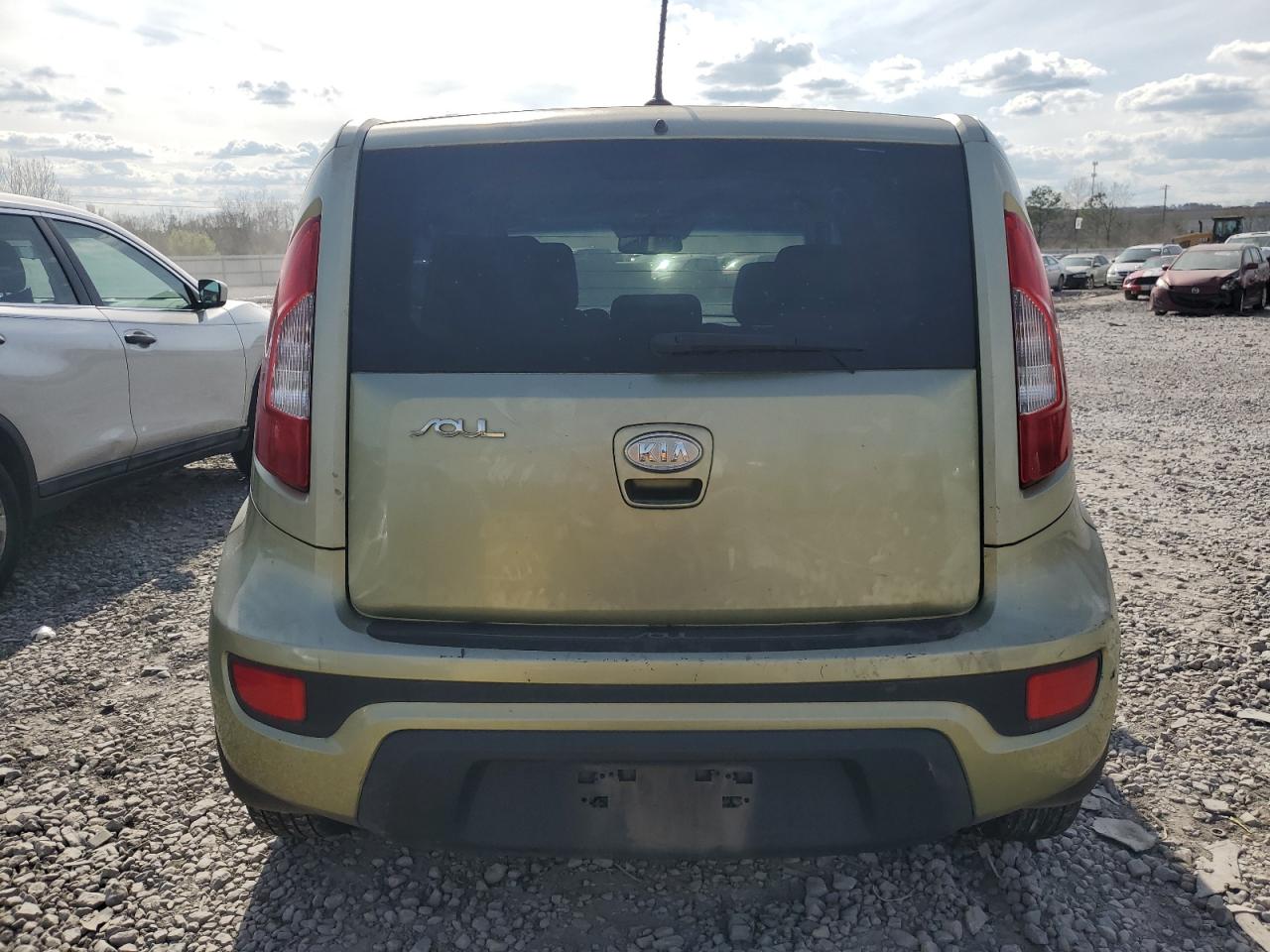 2012 Kia Soul  Green vin: KNDJT2A59C7475188