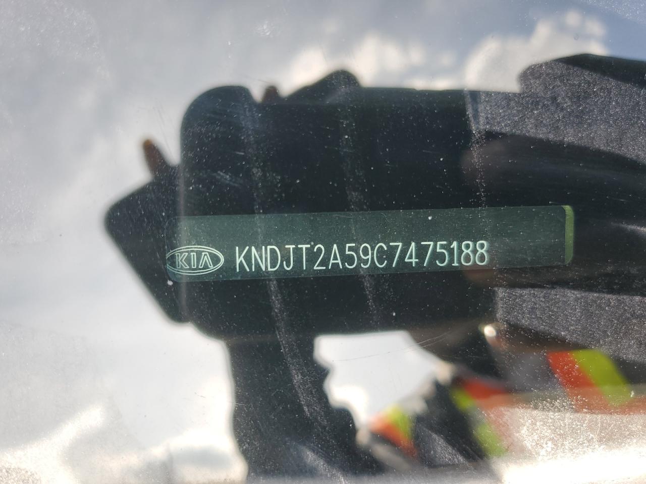 2012 Kia Soul  Green vin: KNDJT2A59C7475188
