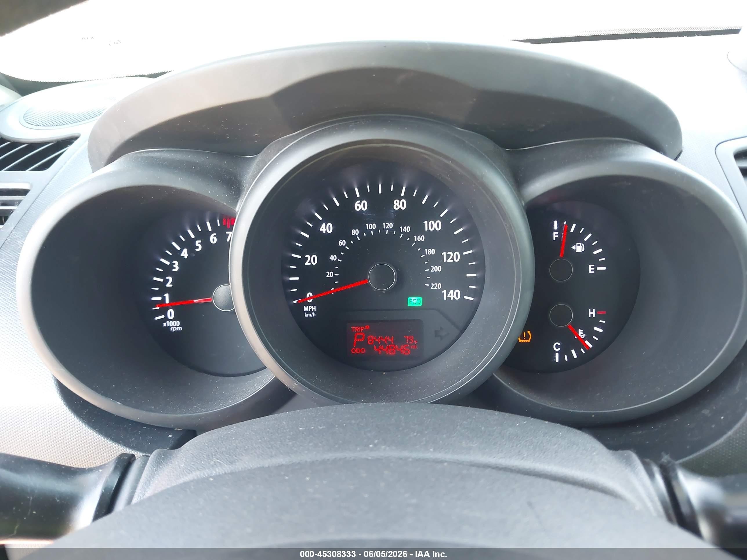 2013 Kia Soul   Красный vin: KNDJT2A59D7485902